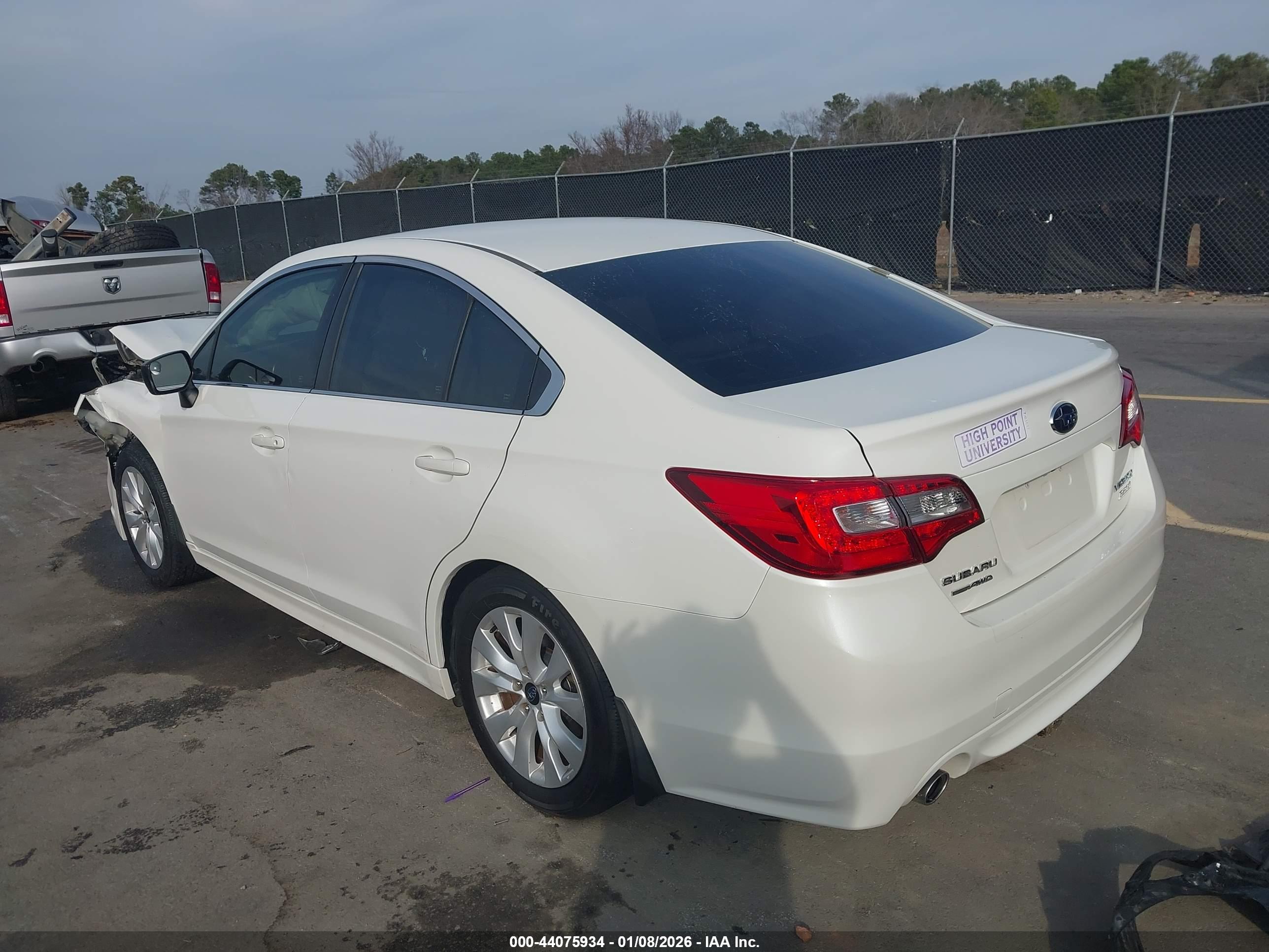 SUBARU LEGACY image 3