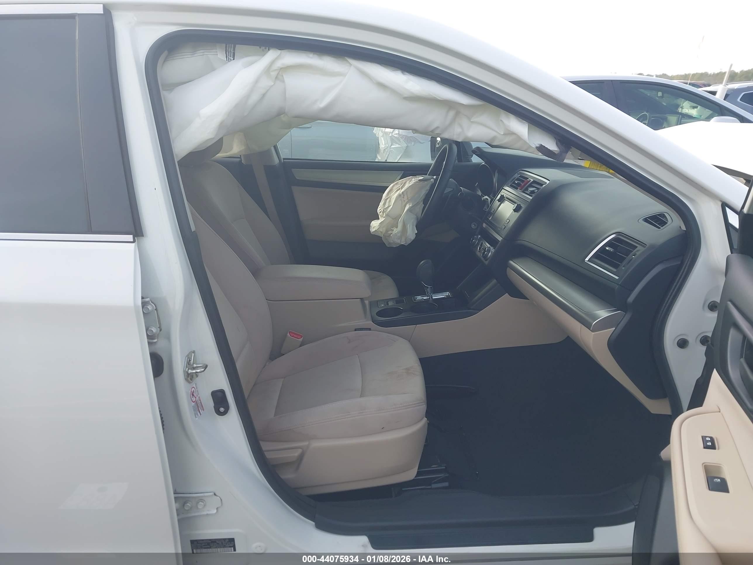 SUBARU LEGACY image 5