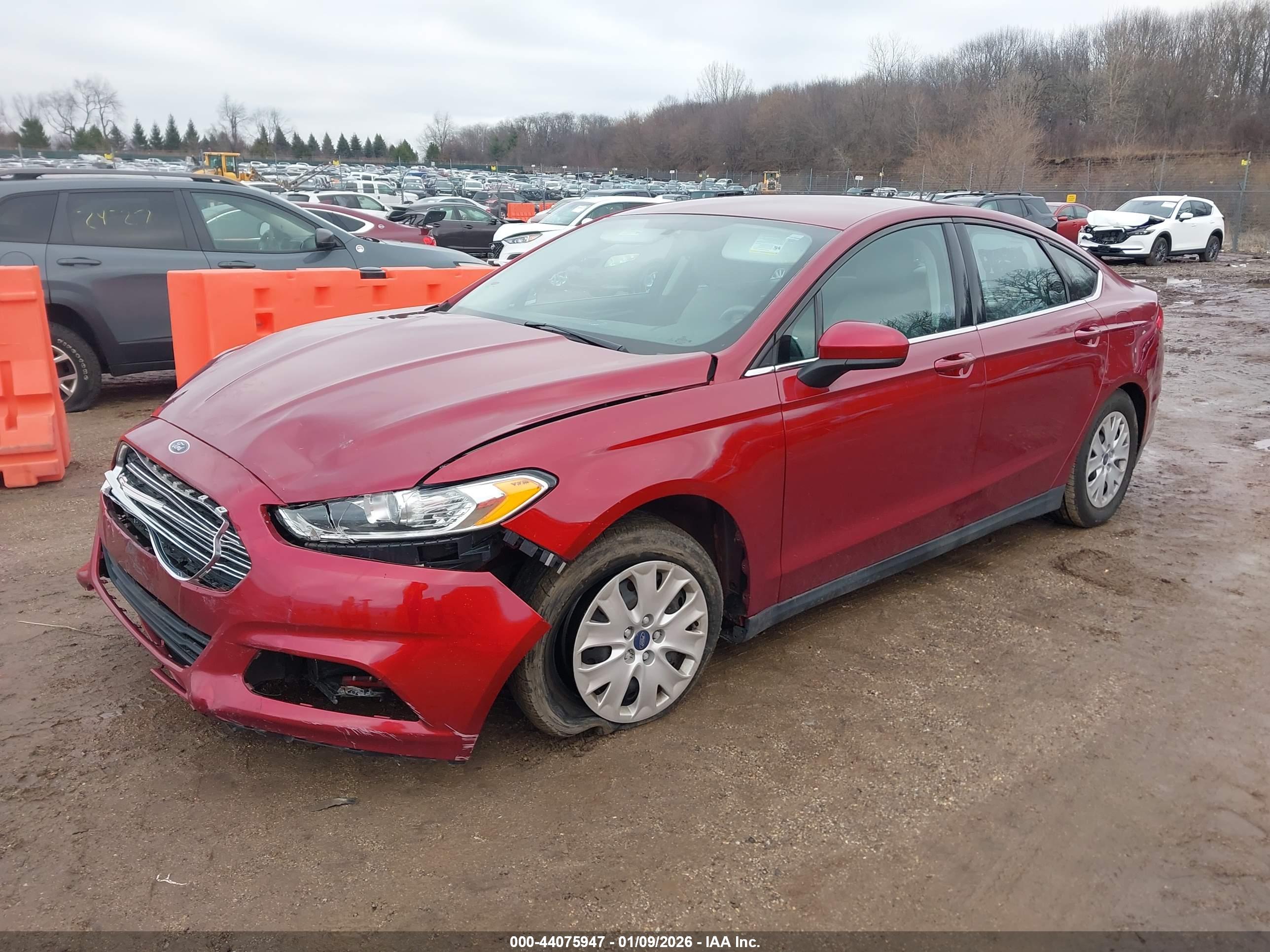 FORD FUSION image 2