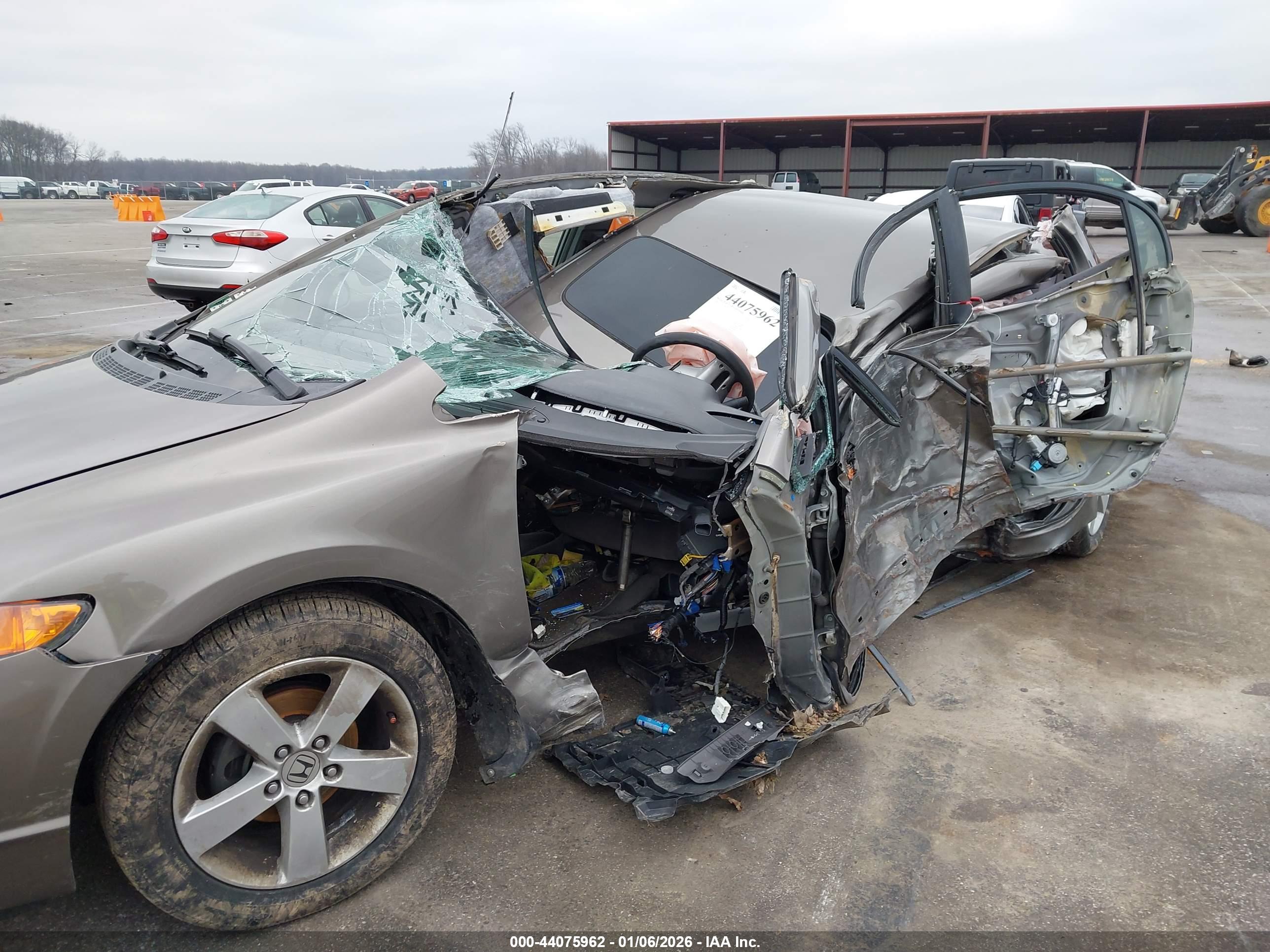 HONDA CIVIC image 6