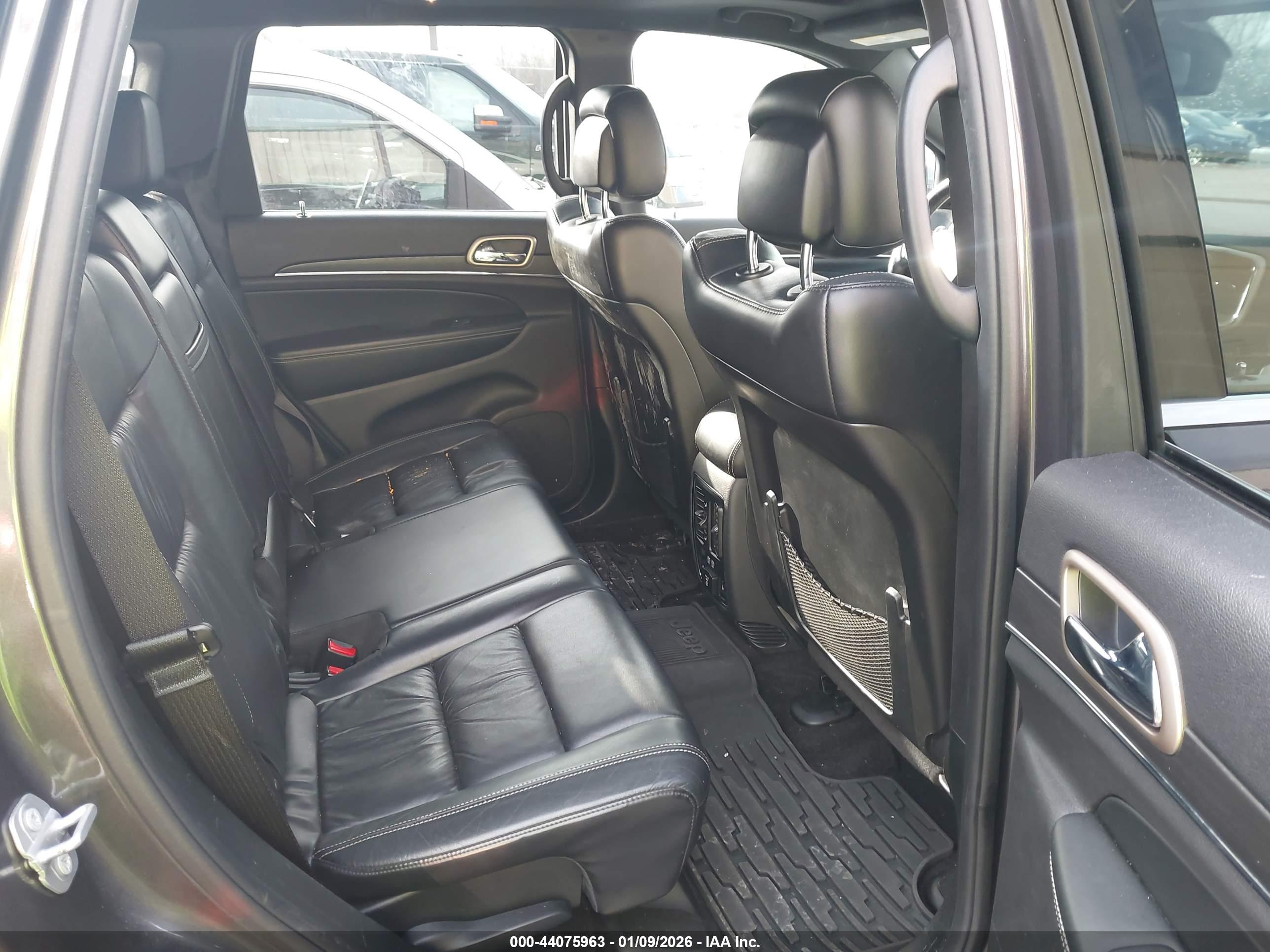 JEEP GRAND image 8