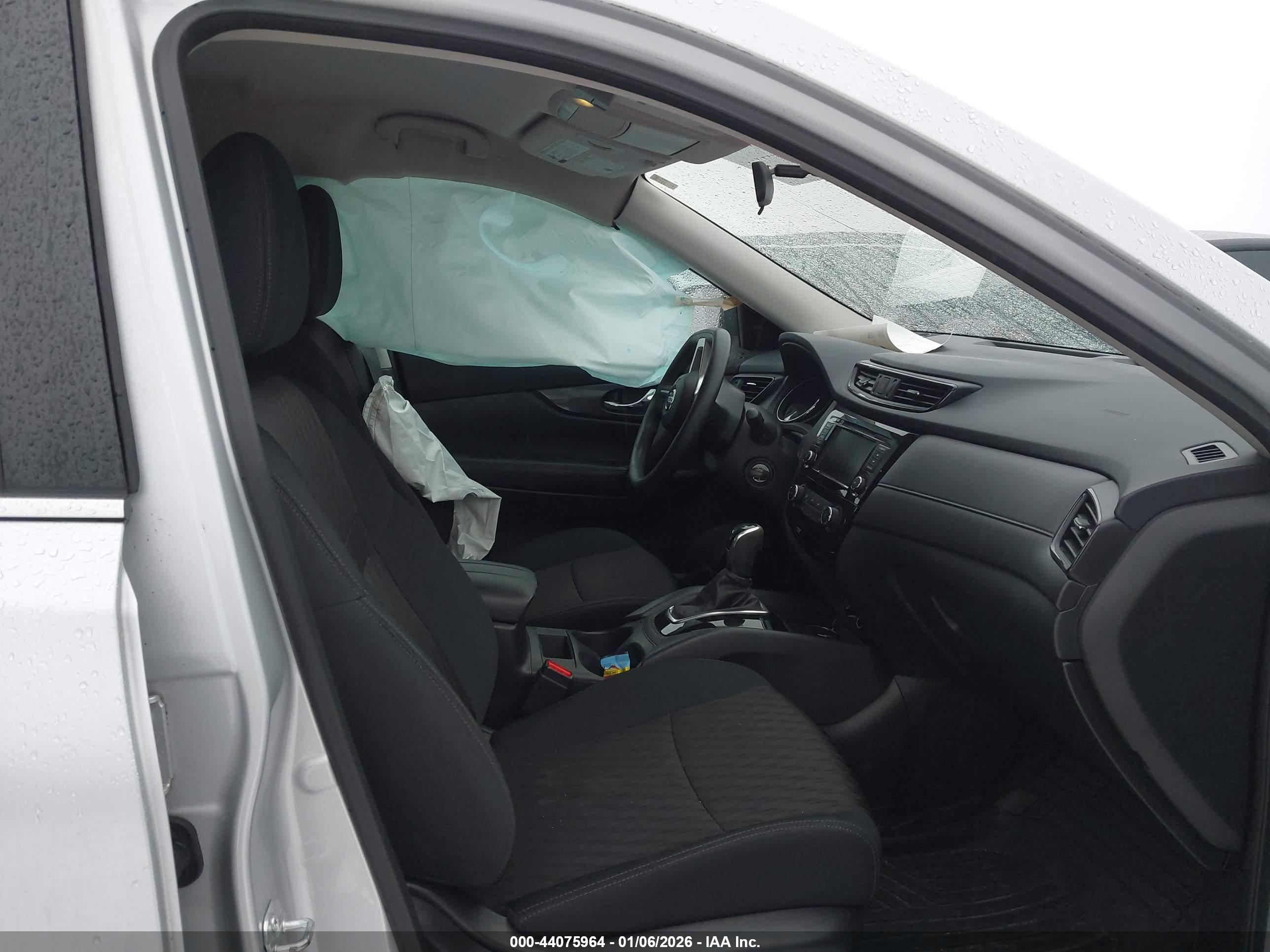 NISSAN ROGUE image 5