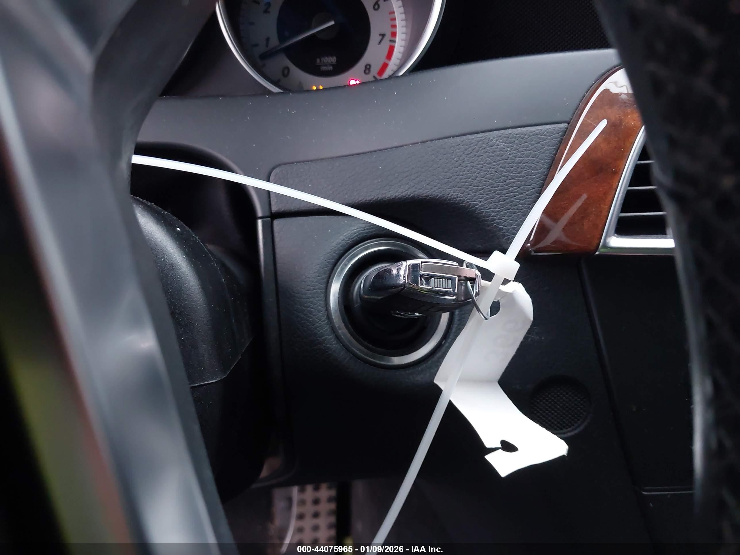 MERCEDES-BENZ C image 11