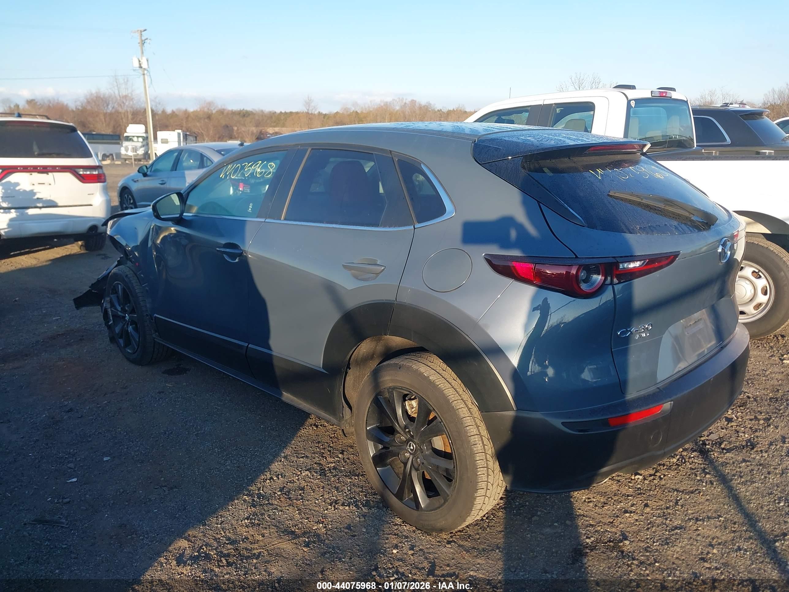 MAZDA CX-30 image 3