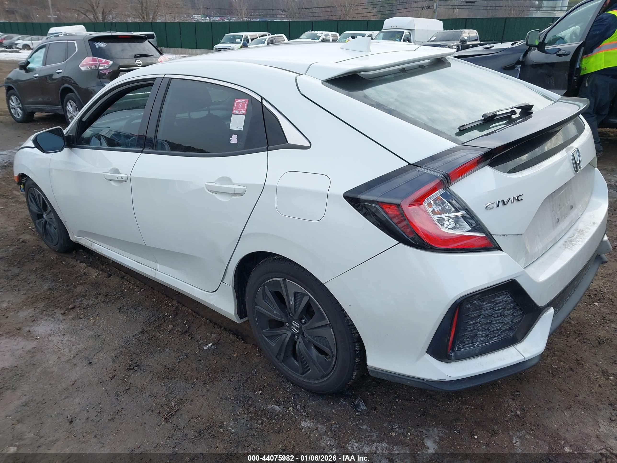 HONDA CIVIC image 3