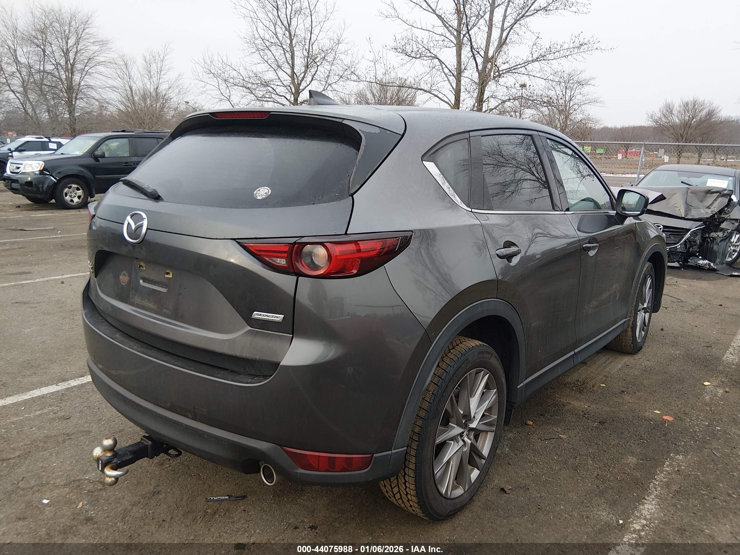 MAZDA CX-5 image 4