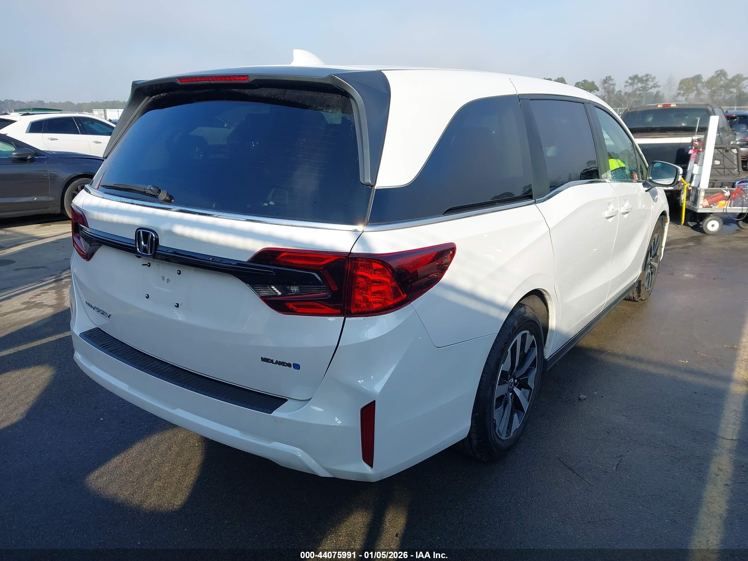 HONDA ODYSSEY image 4