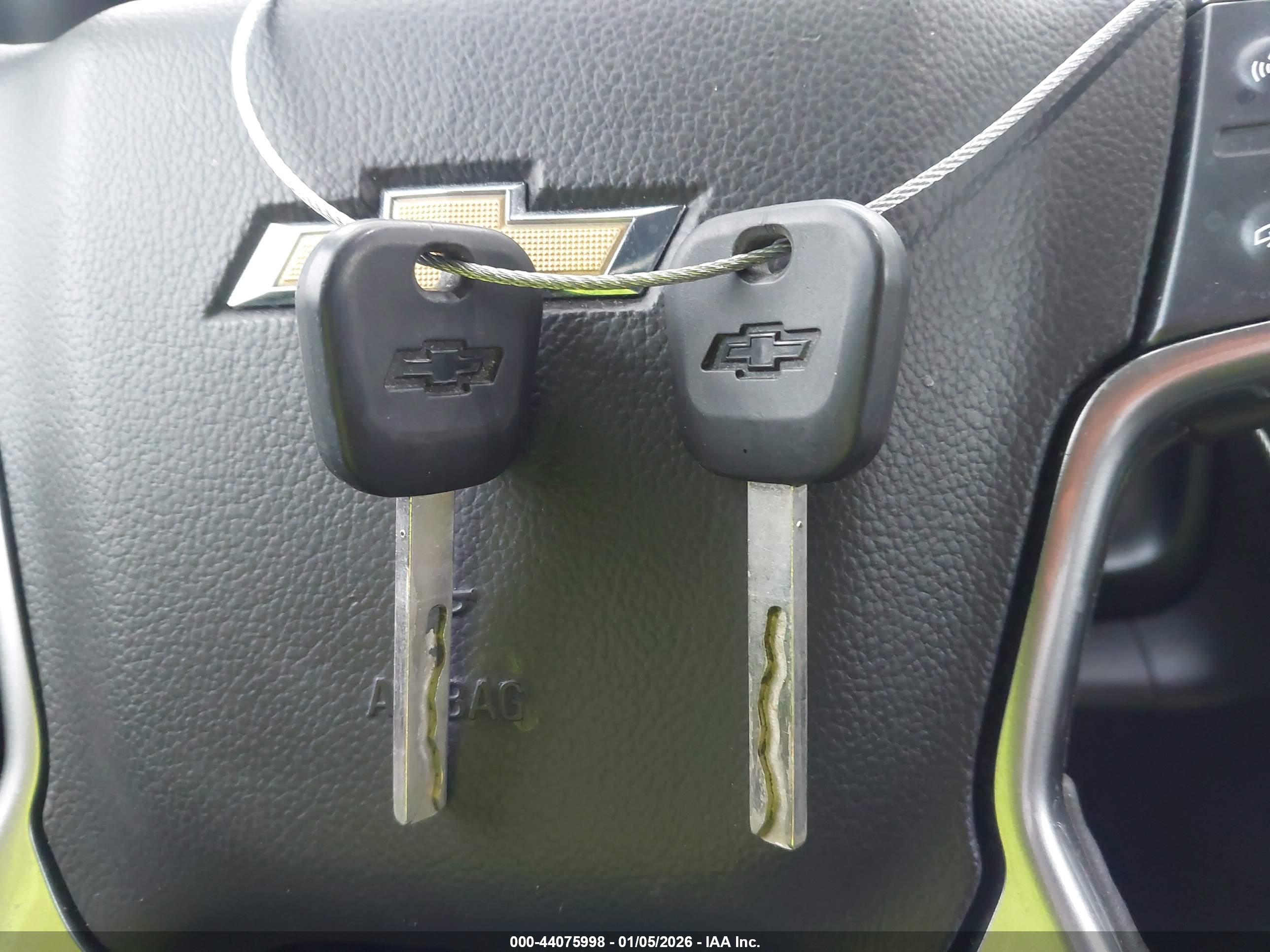 CHEVROLET SILVERADO image 11