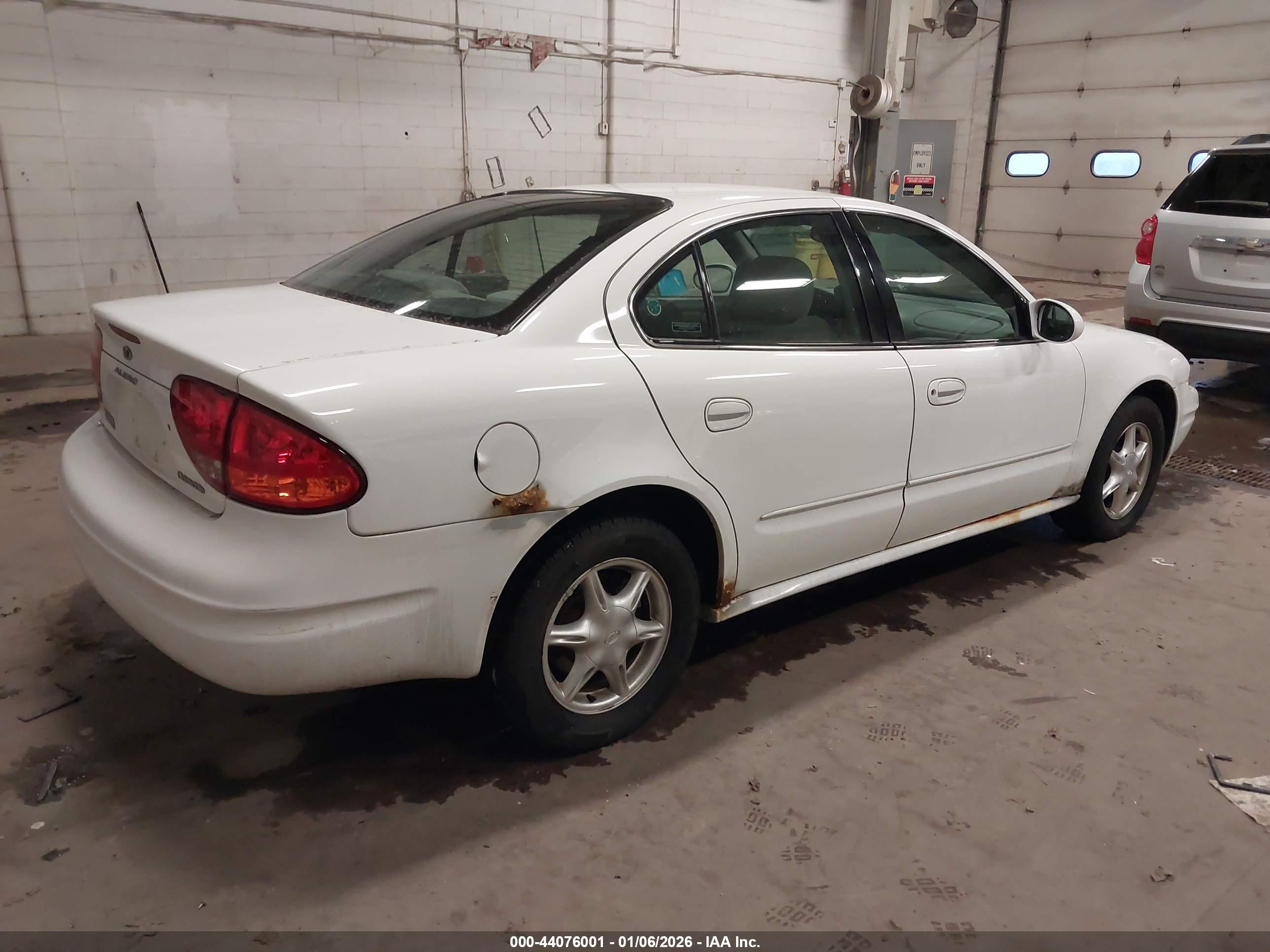 OLDSMOBILE ALERO image 4