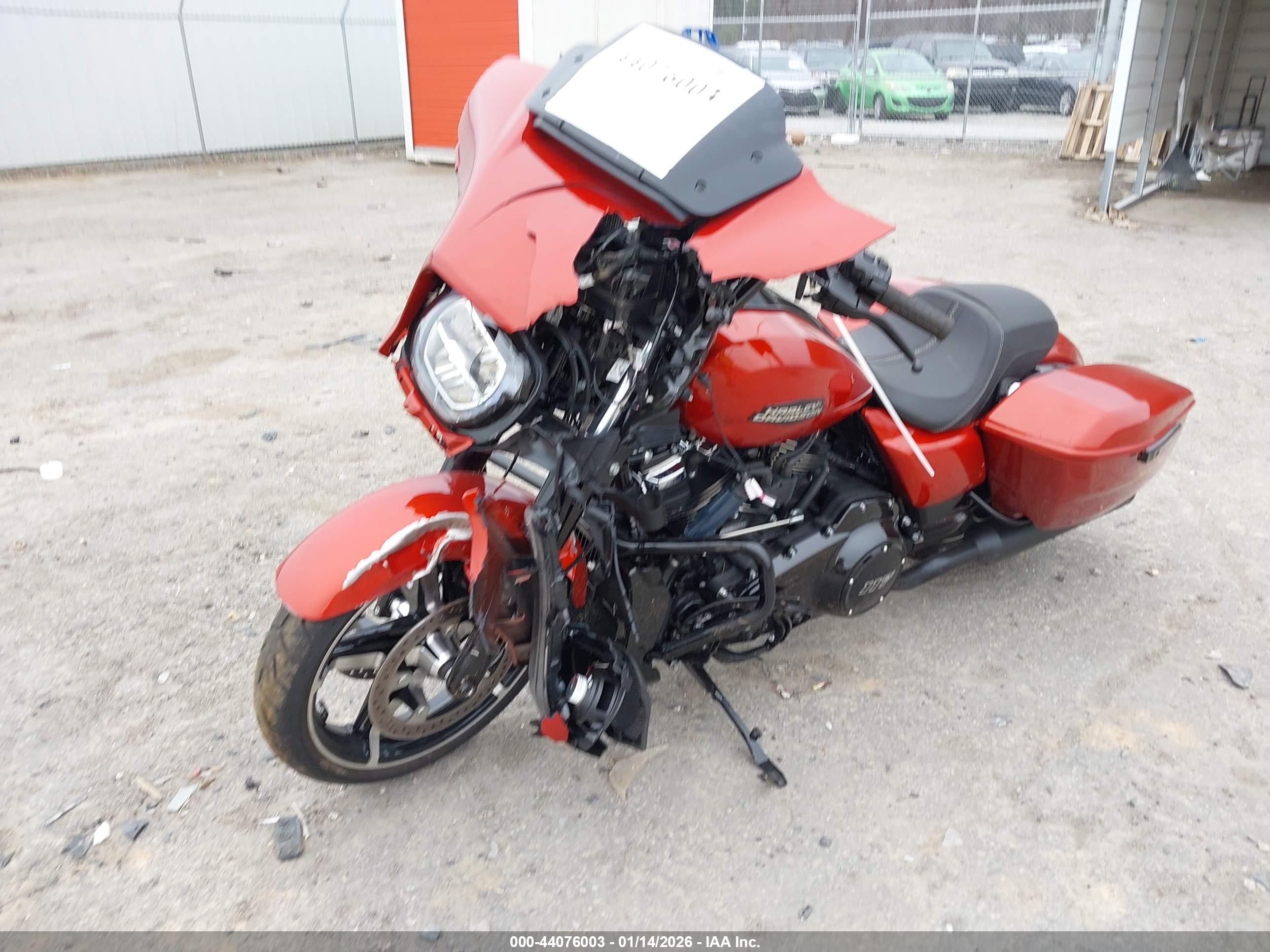 HARLEY-DAVIDSON FLHX image 2