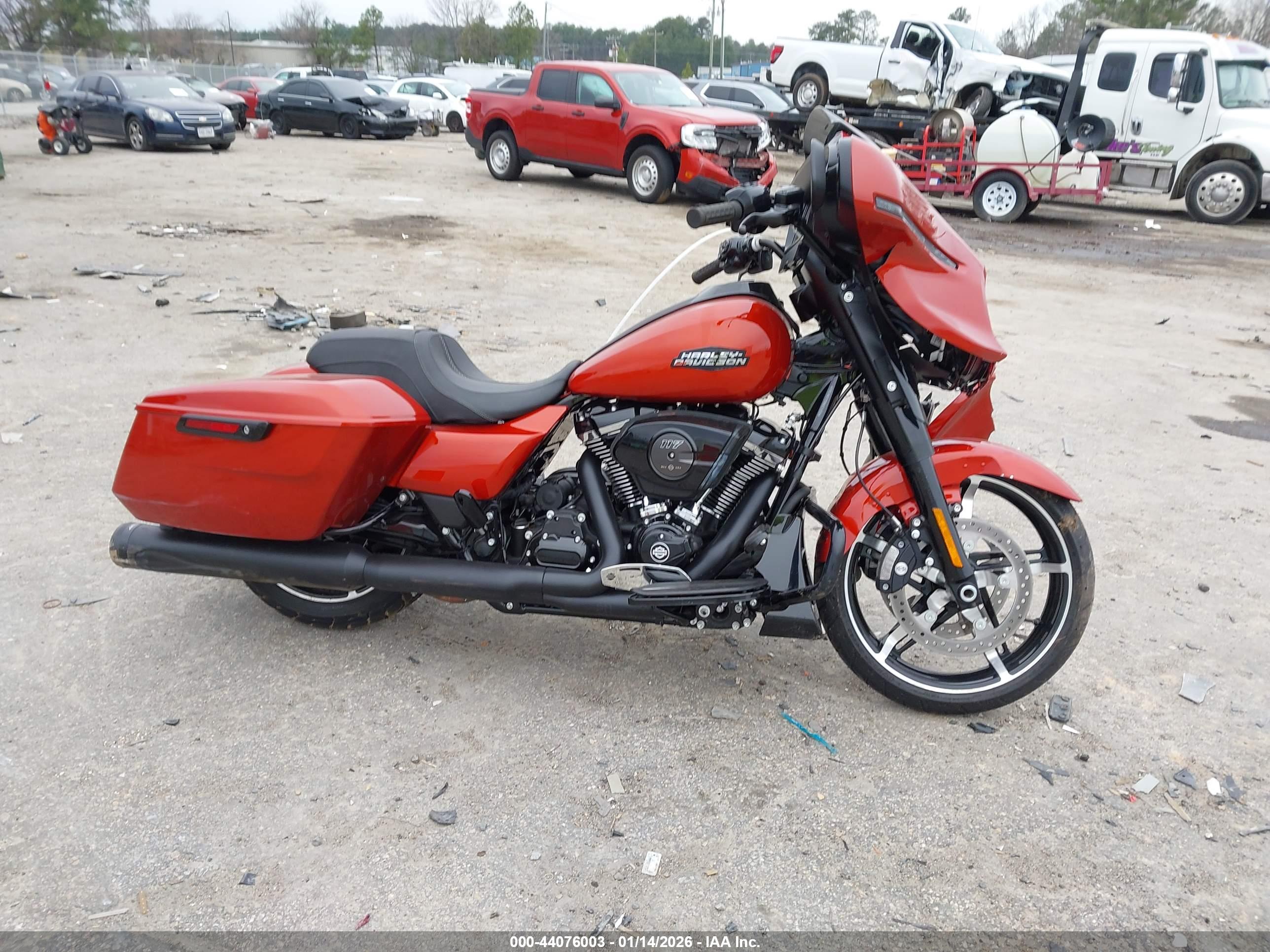HARLEY-DAVIDSON FLHX image 8