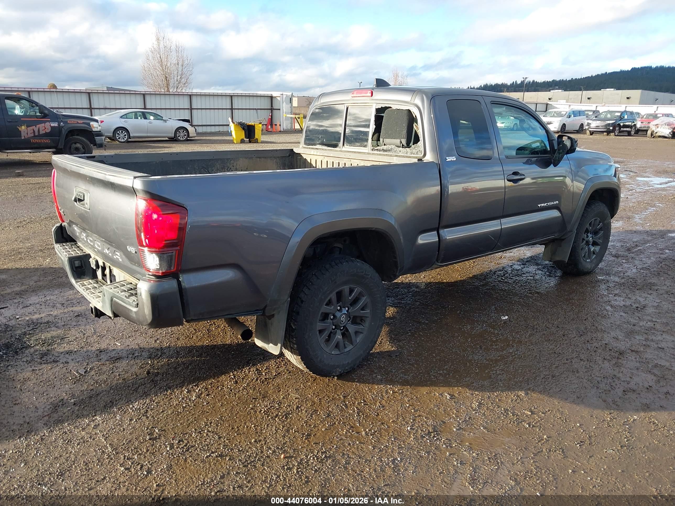 TOYOTA TACOMA image 4