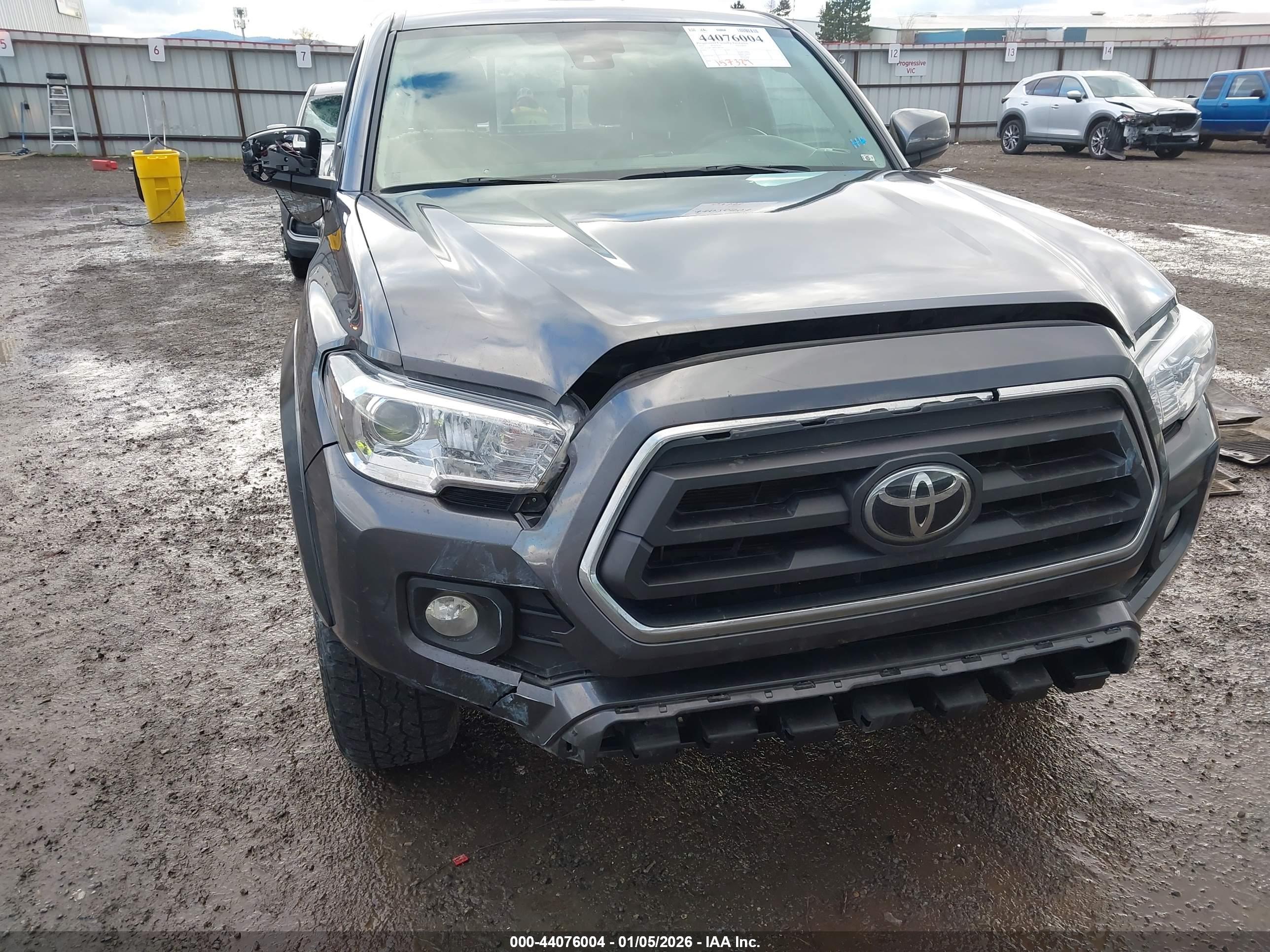 TOYOTA TACOMA image 6