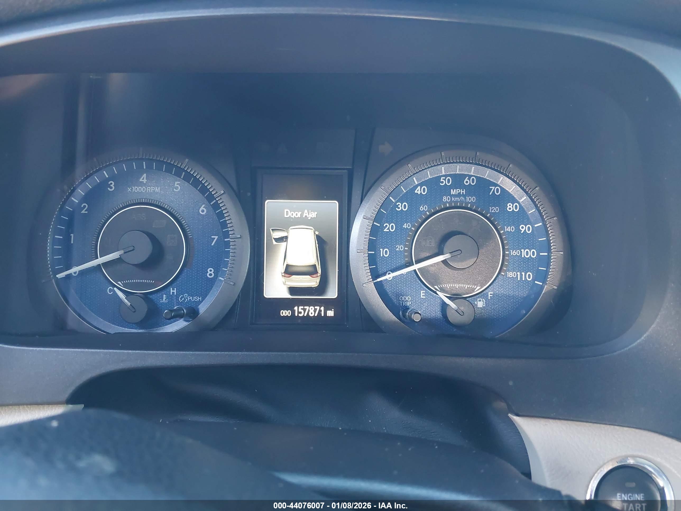 TOYOTA SIENNA image 7