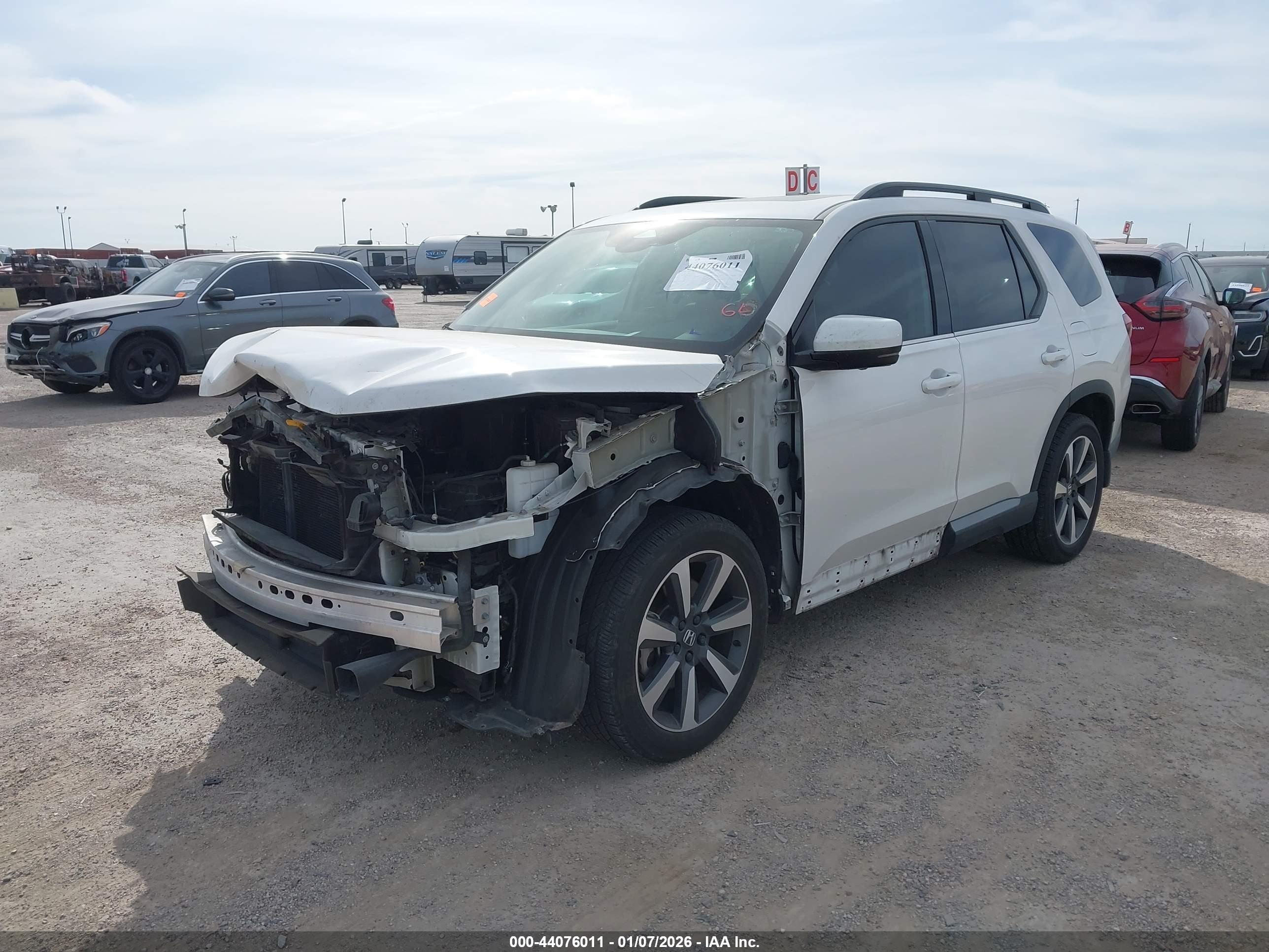 HONDA PILOT image 2
