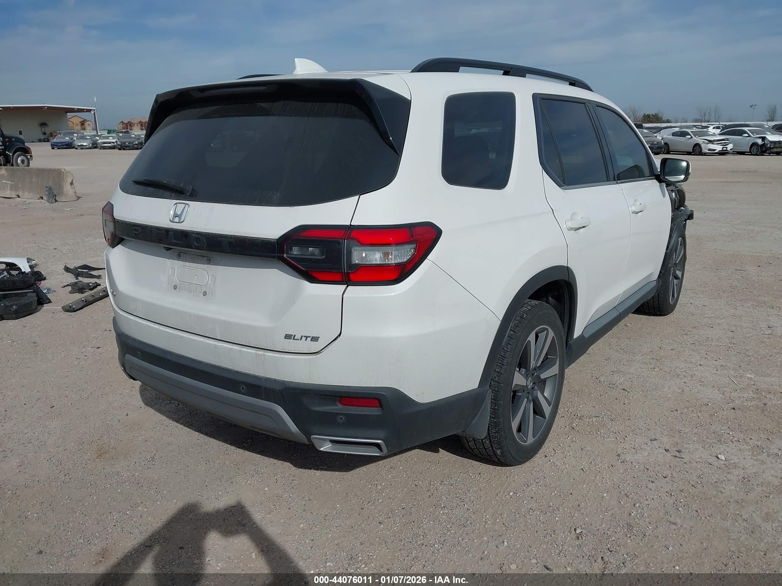 HONDA PILOT image 4