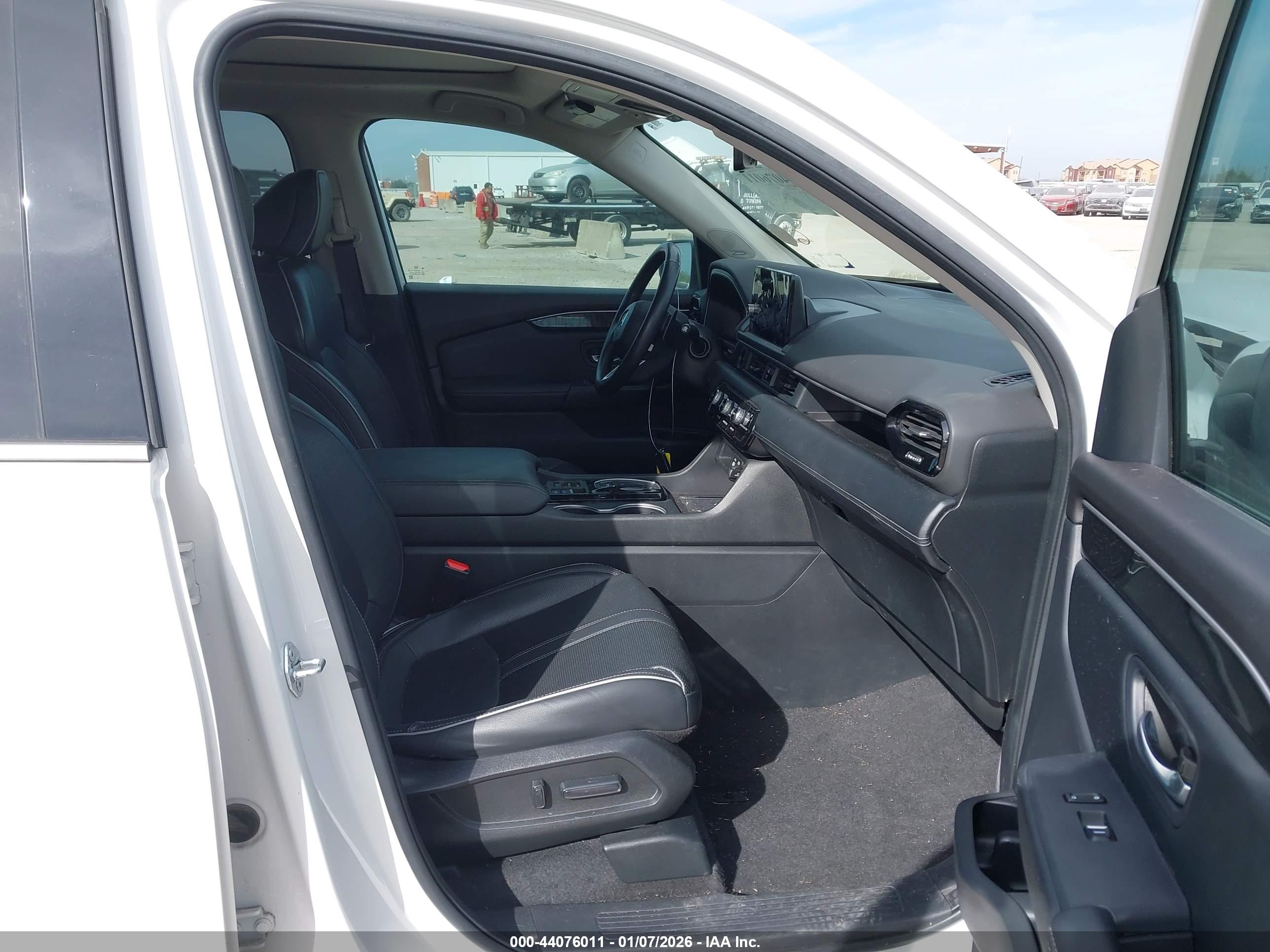 HONDA PILOT image 5
