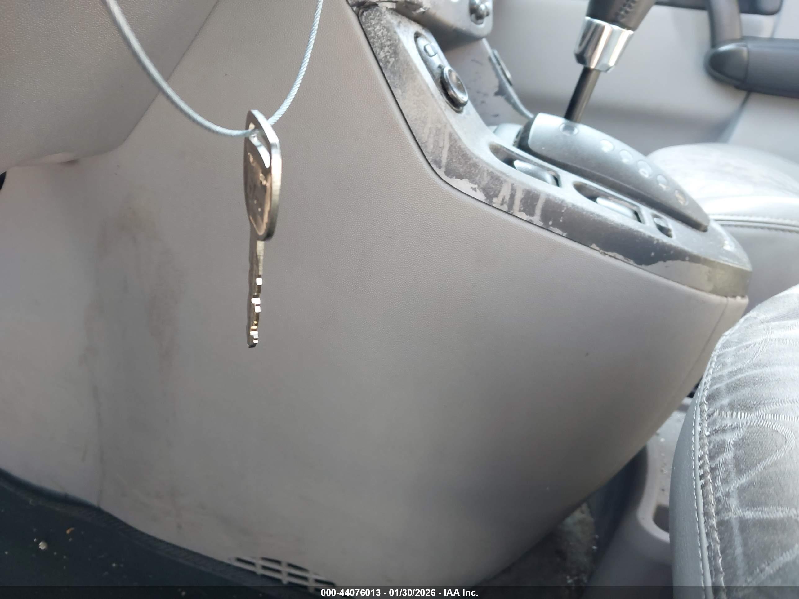 SATURN VUE image 11