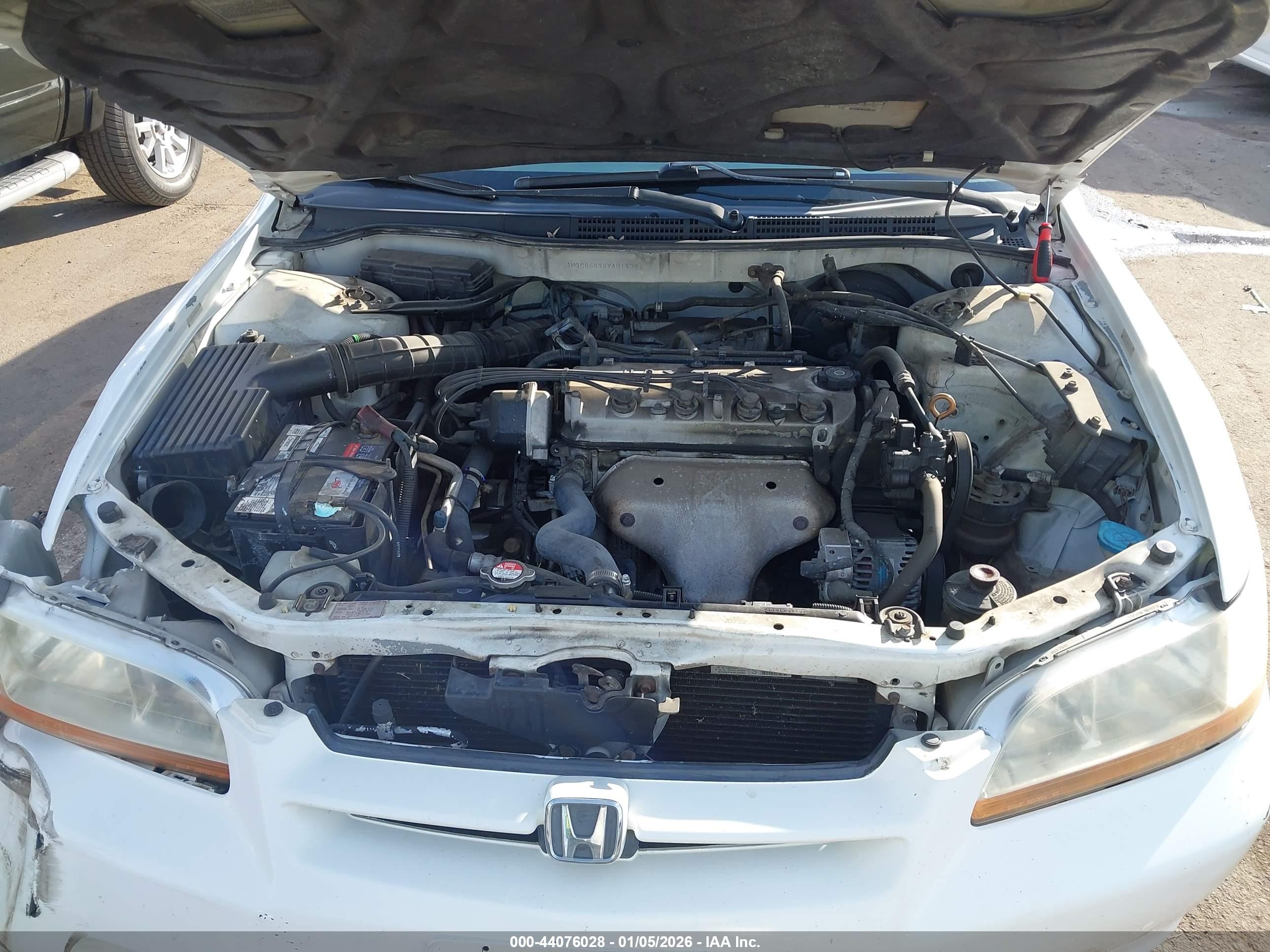 HONDA ACCORD image 10