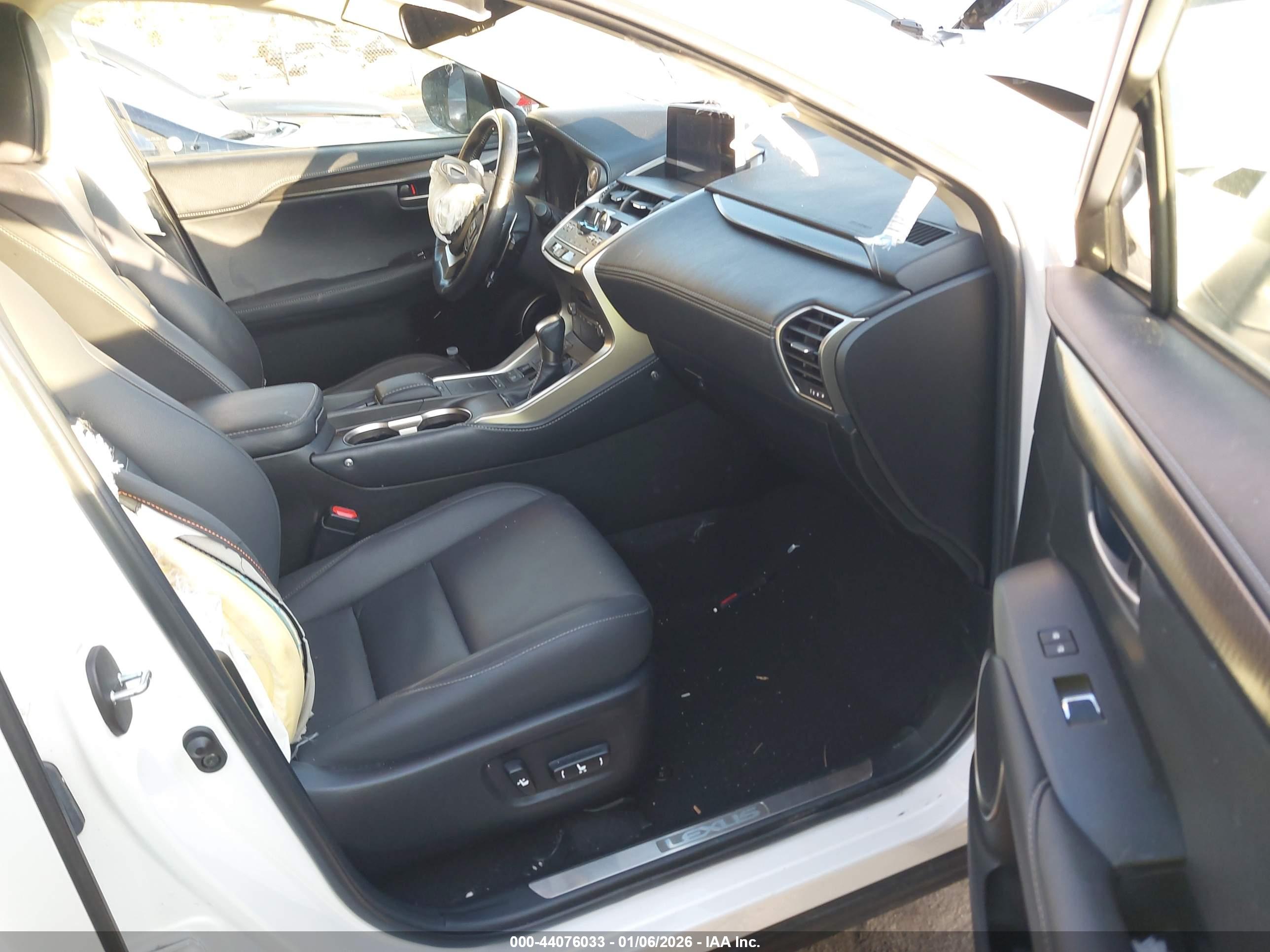 LEXUS NX image 5