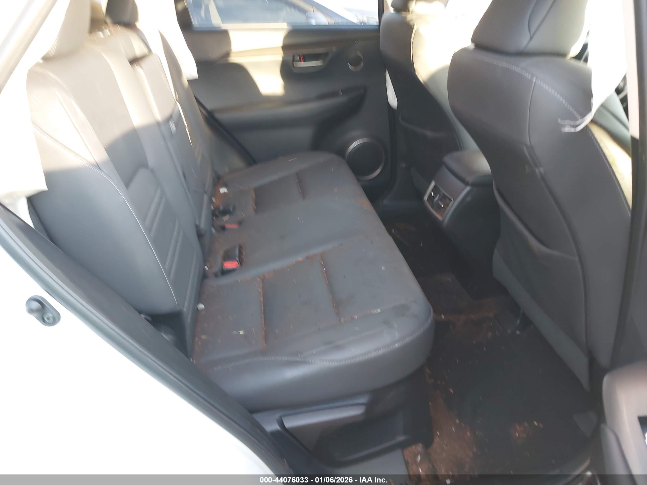 LEXUS NX image 8