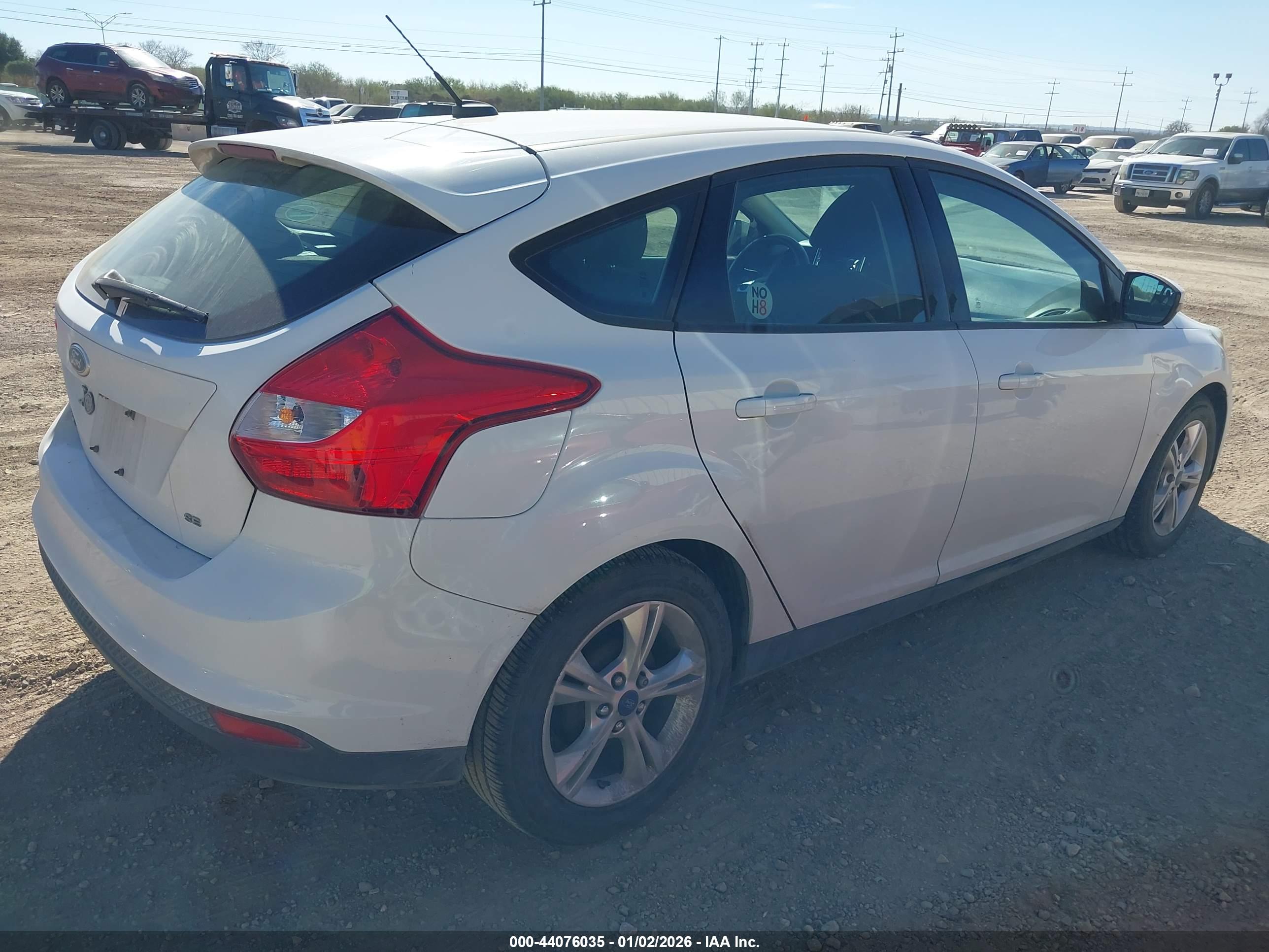 FORD FOCUS image 4