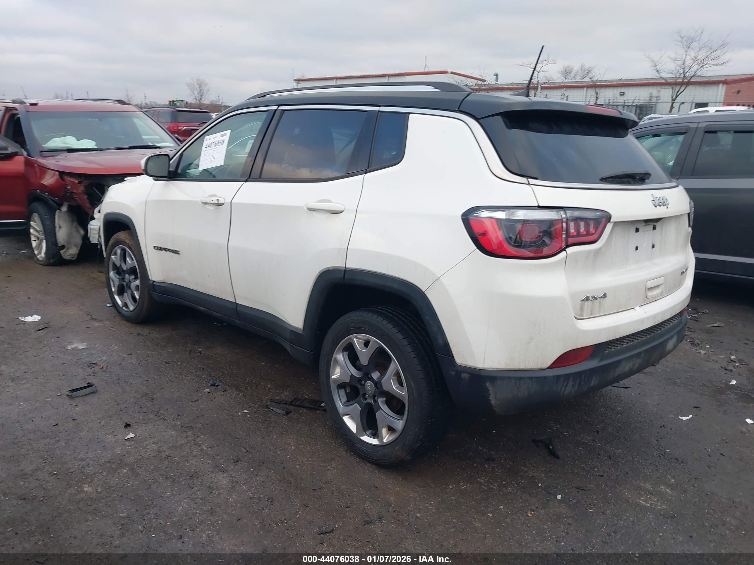 JEEP COMPASS image 3