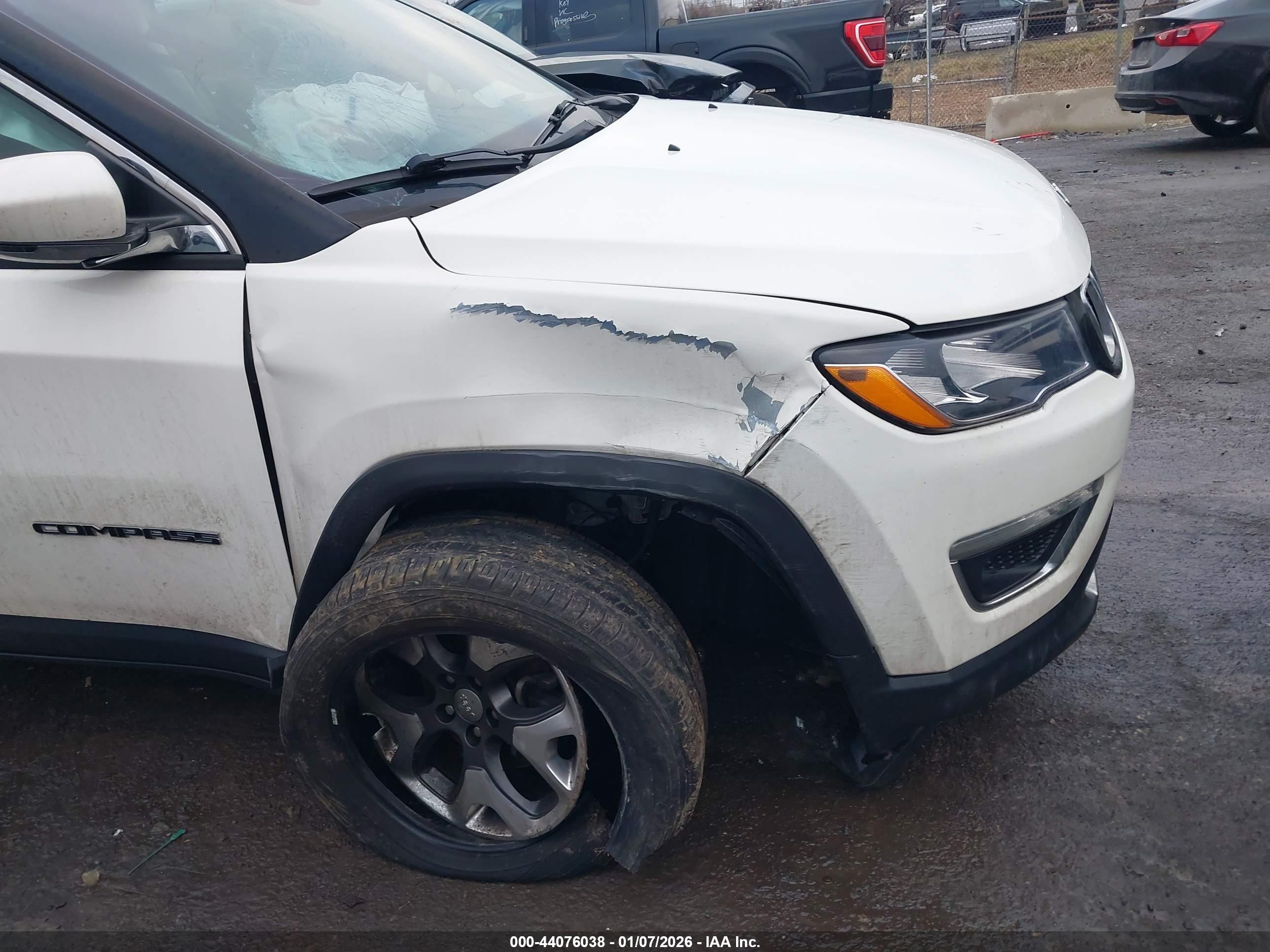 JEEP COMPASS image 6