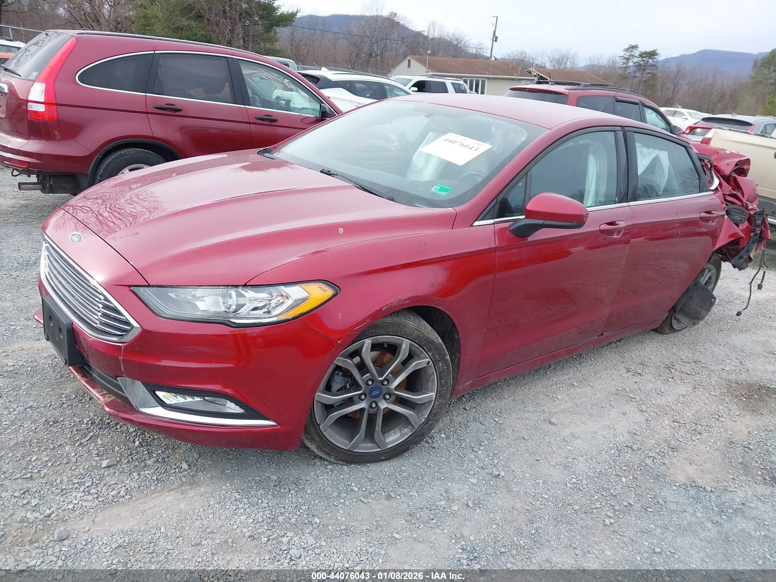 FORD FUSION image 2