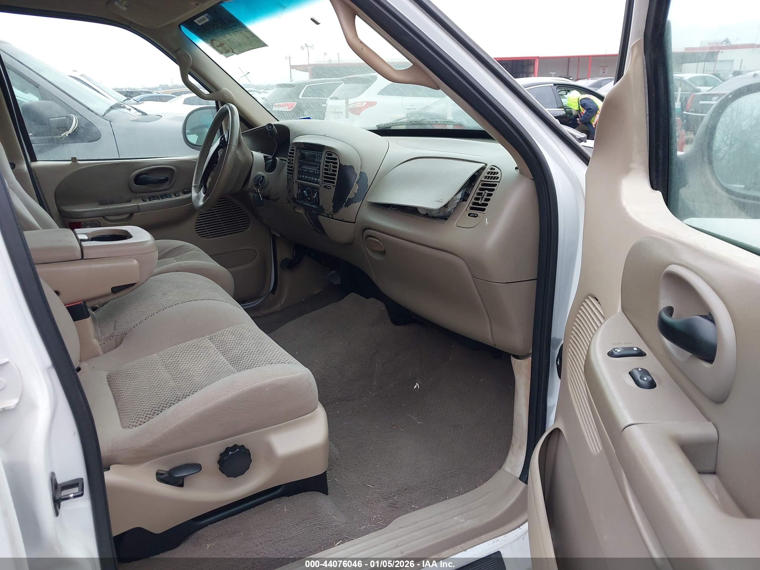 FORD F-150 image 5