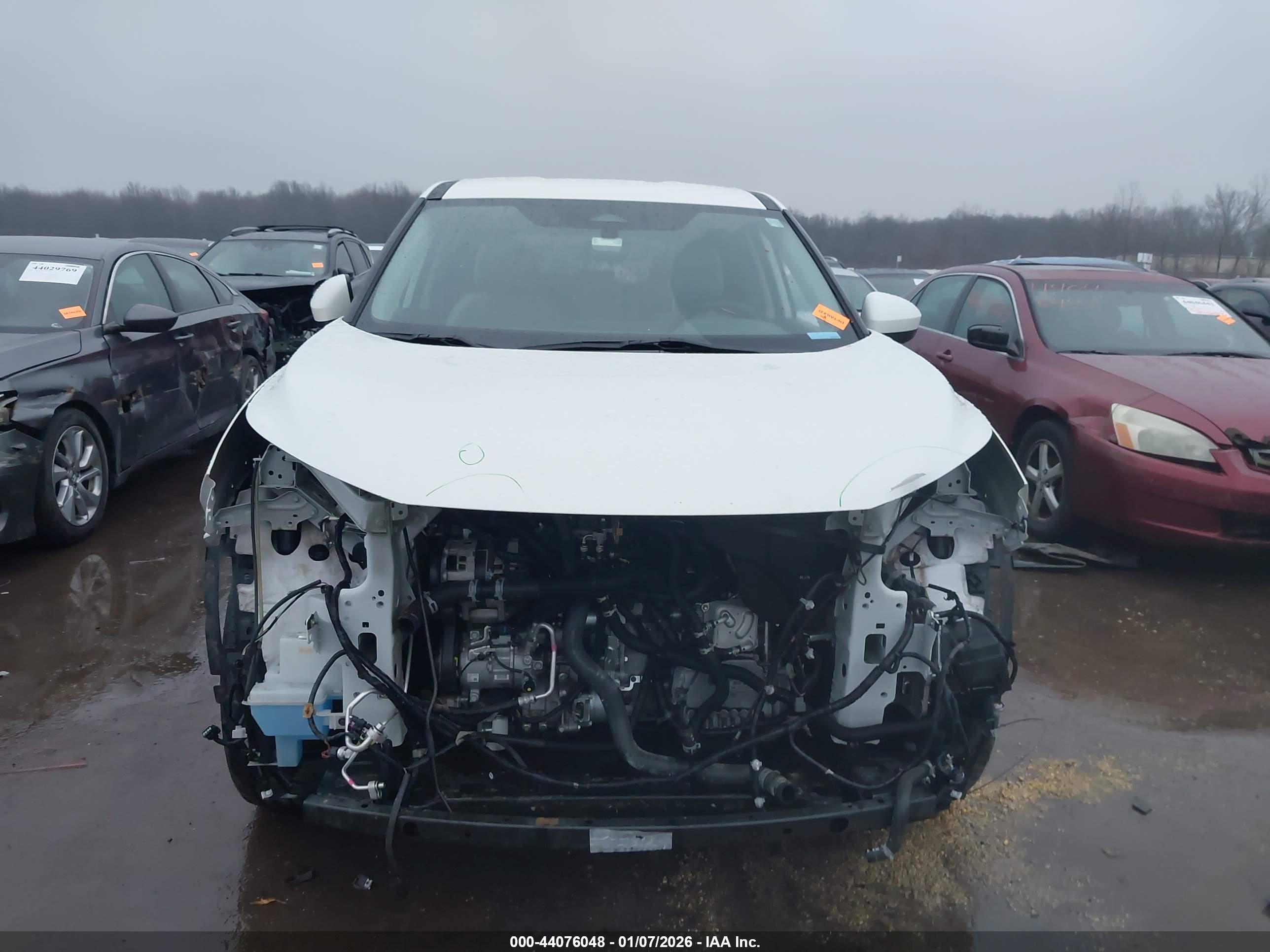 NISSAN ROGUE image 6