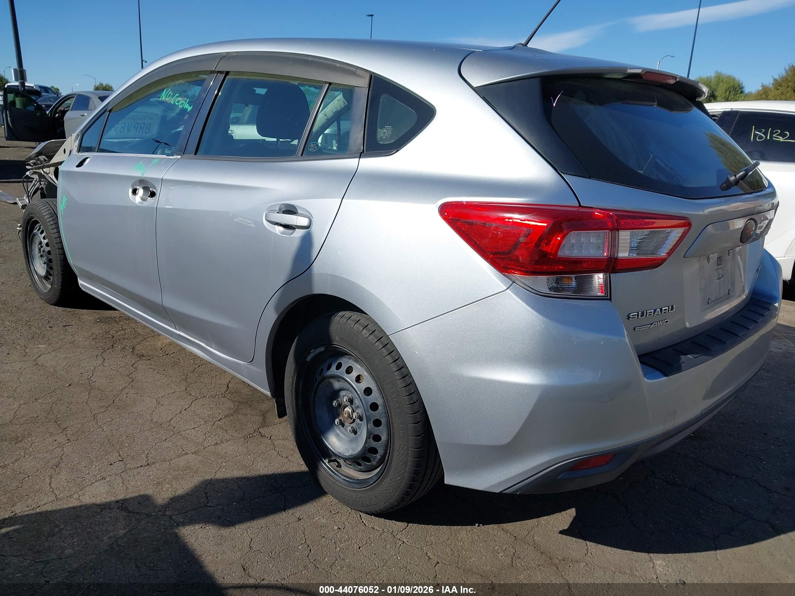 SUBARU IMPREZA image 3