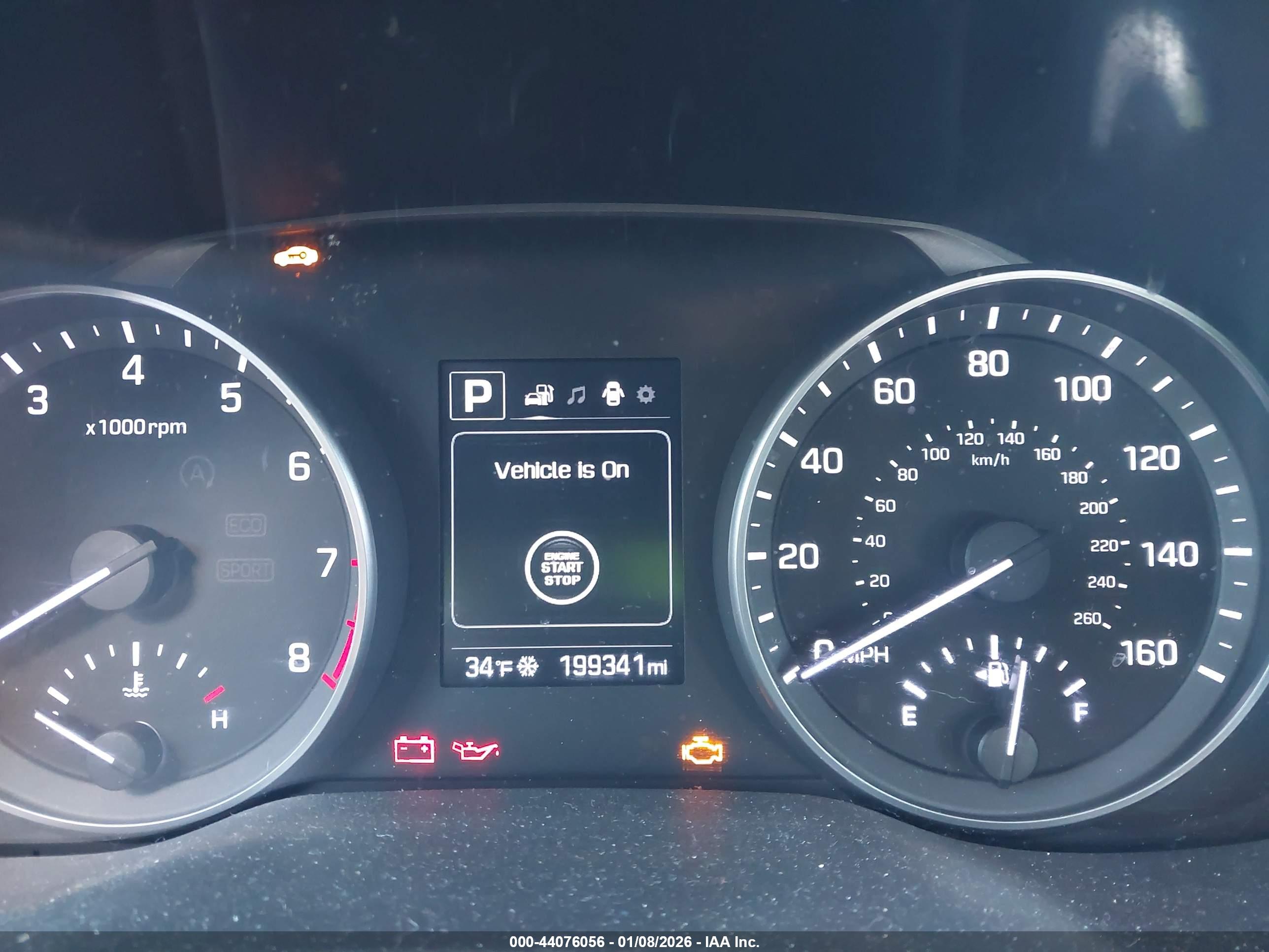 HYUNDAI ELANTRA image 7