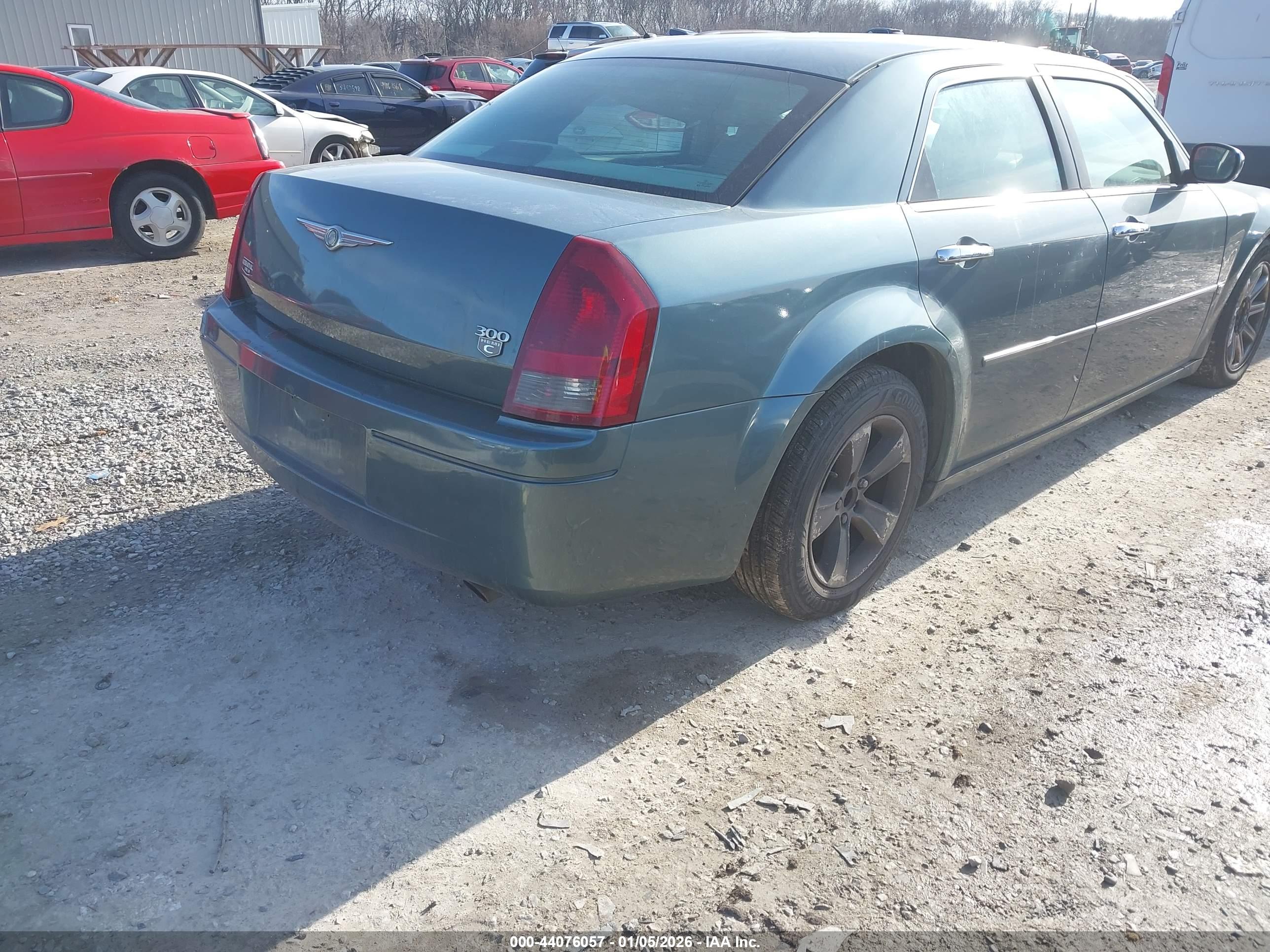CHRYSLER 300C image 4