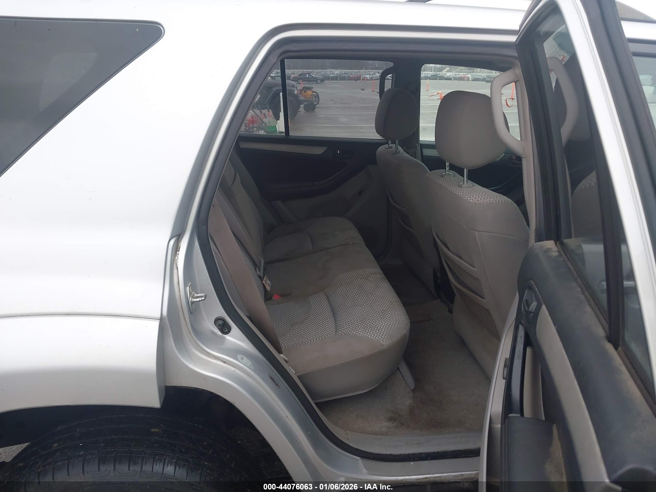 TOYOTA 4RUNNER image 8