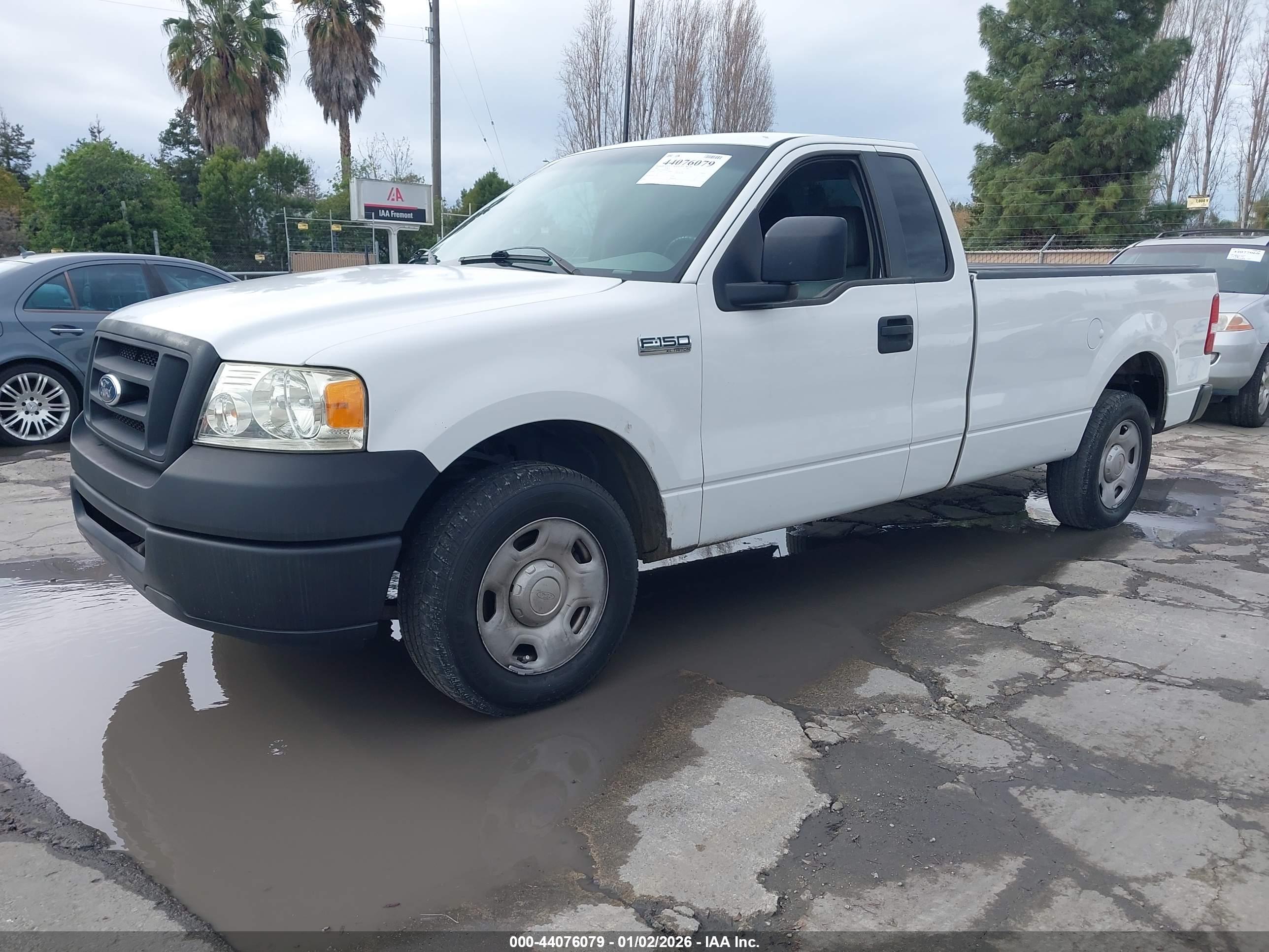 FORD F-150 image 2