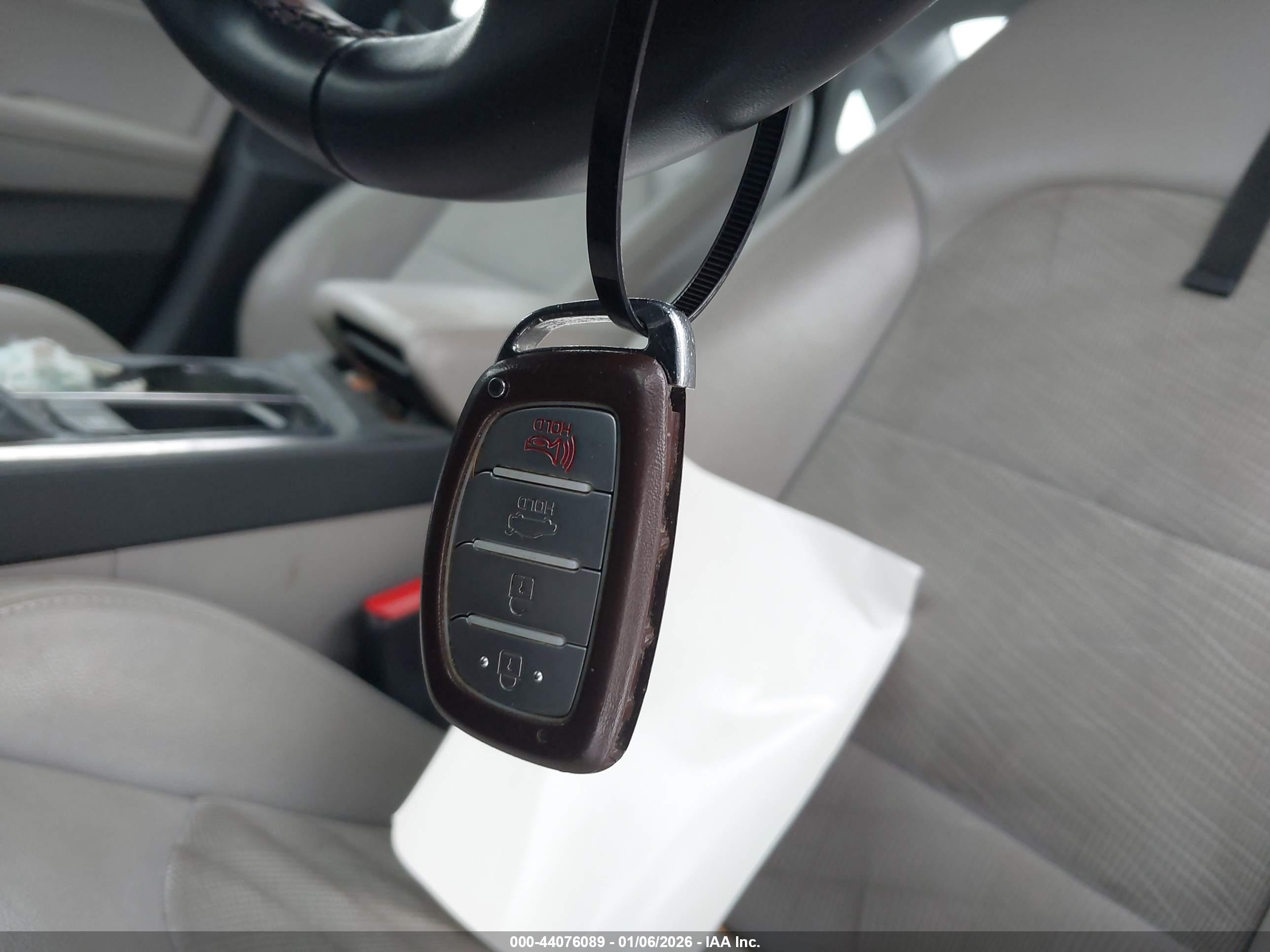 HYUNDAI SONATA image 11
