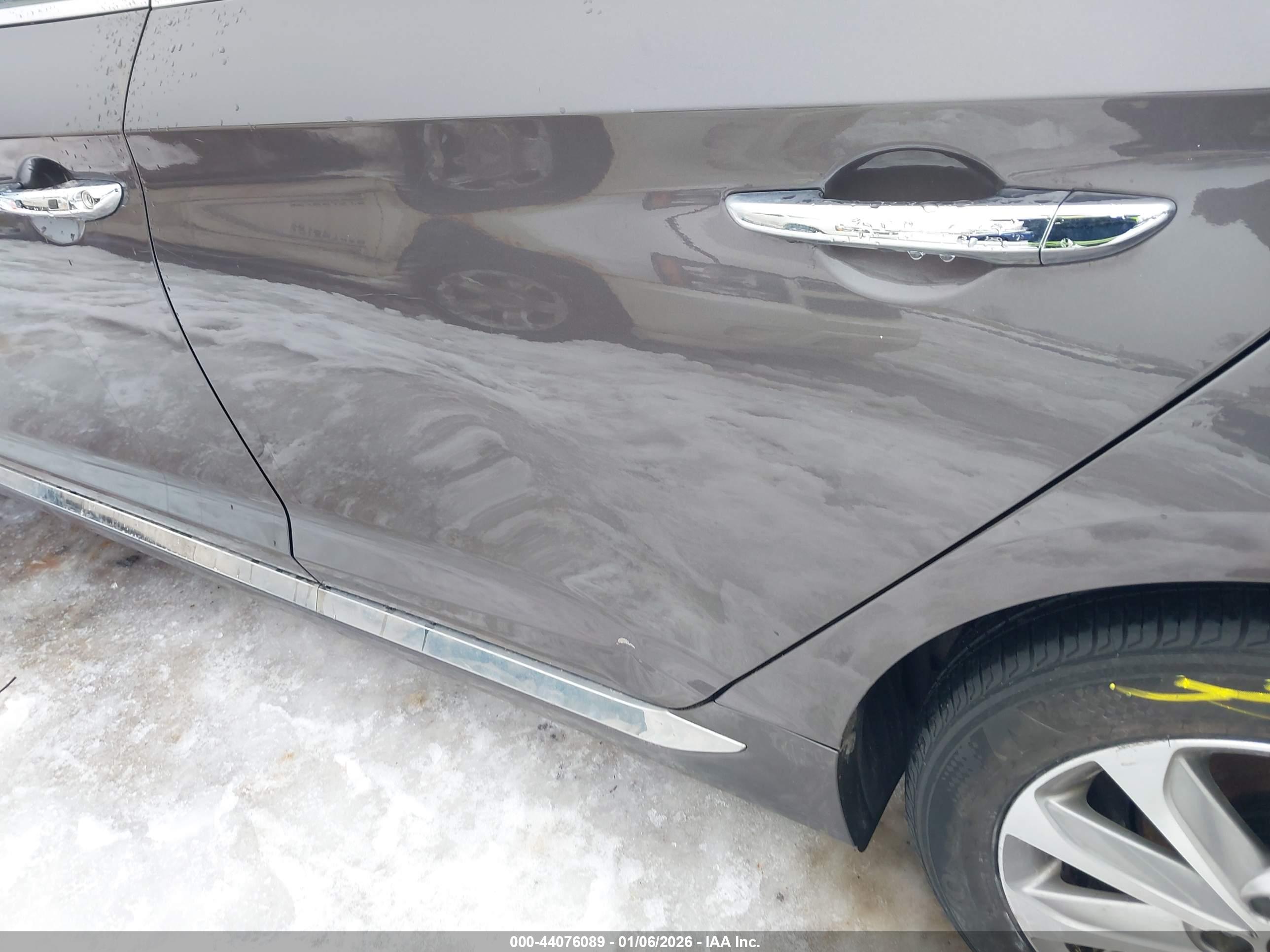 HYUNDAI SONATA image 6