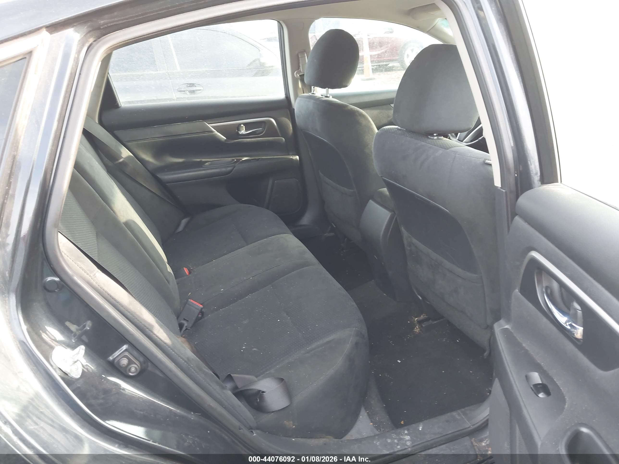 NISSAN ALTIMA image 8