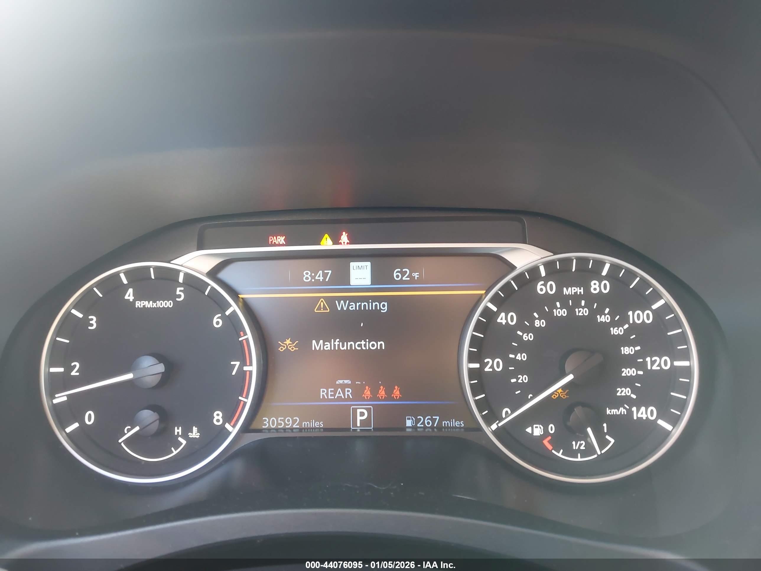 NISSAN ALTIMA image 7