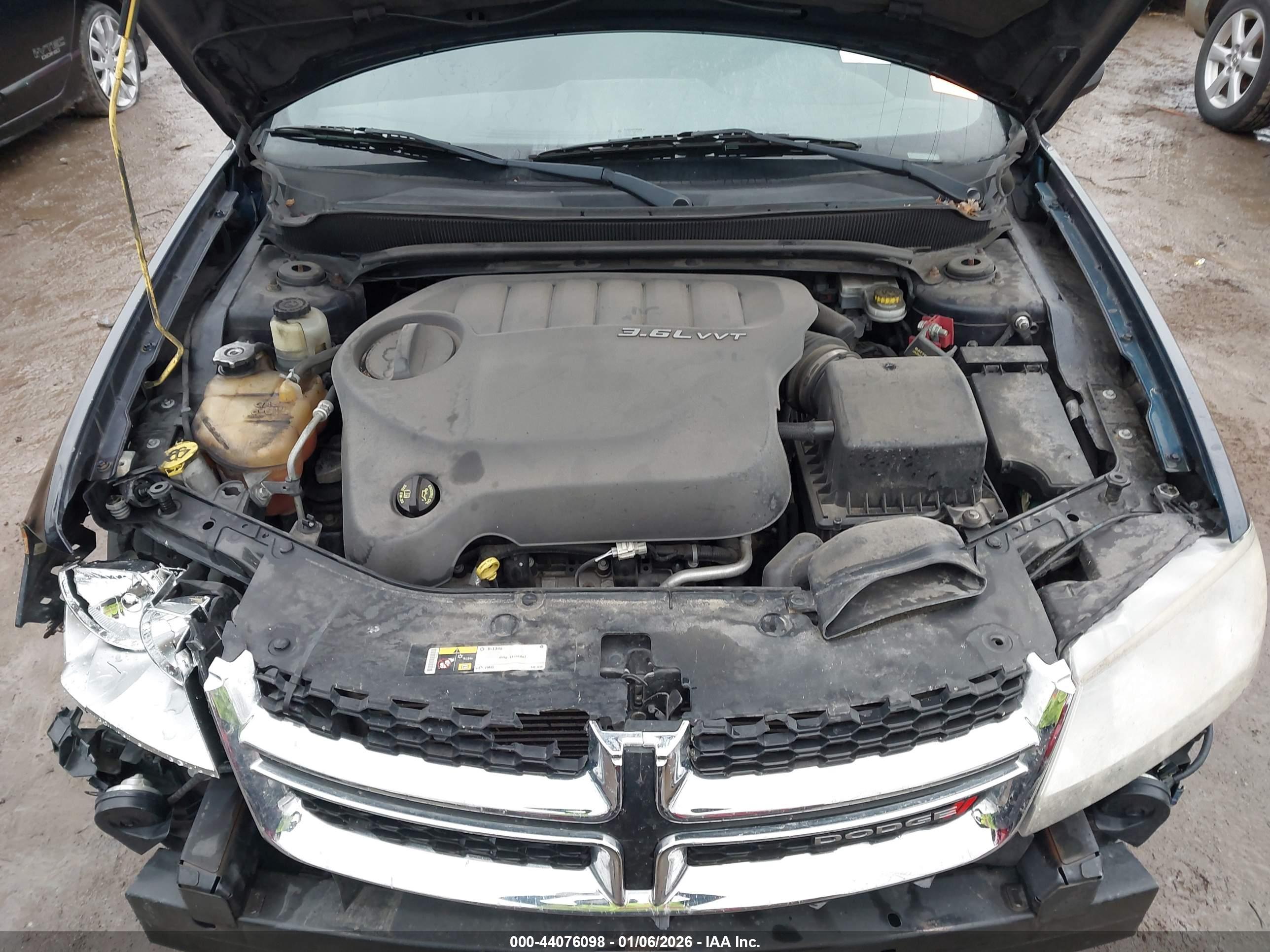 DODGE AVENGER image 10