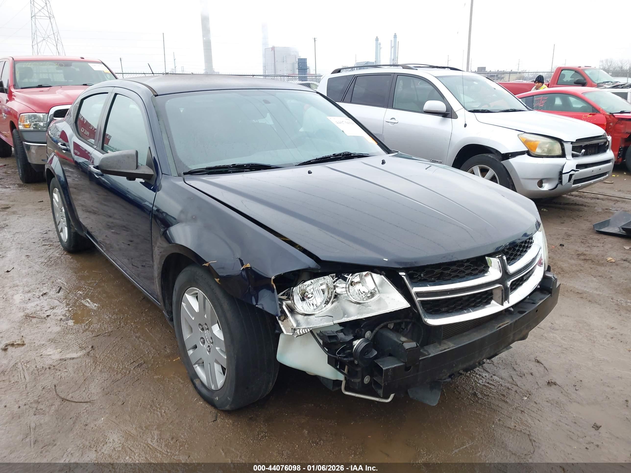 DODGE AVENGER image 6