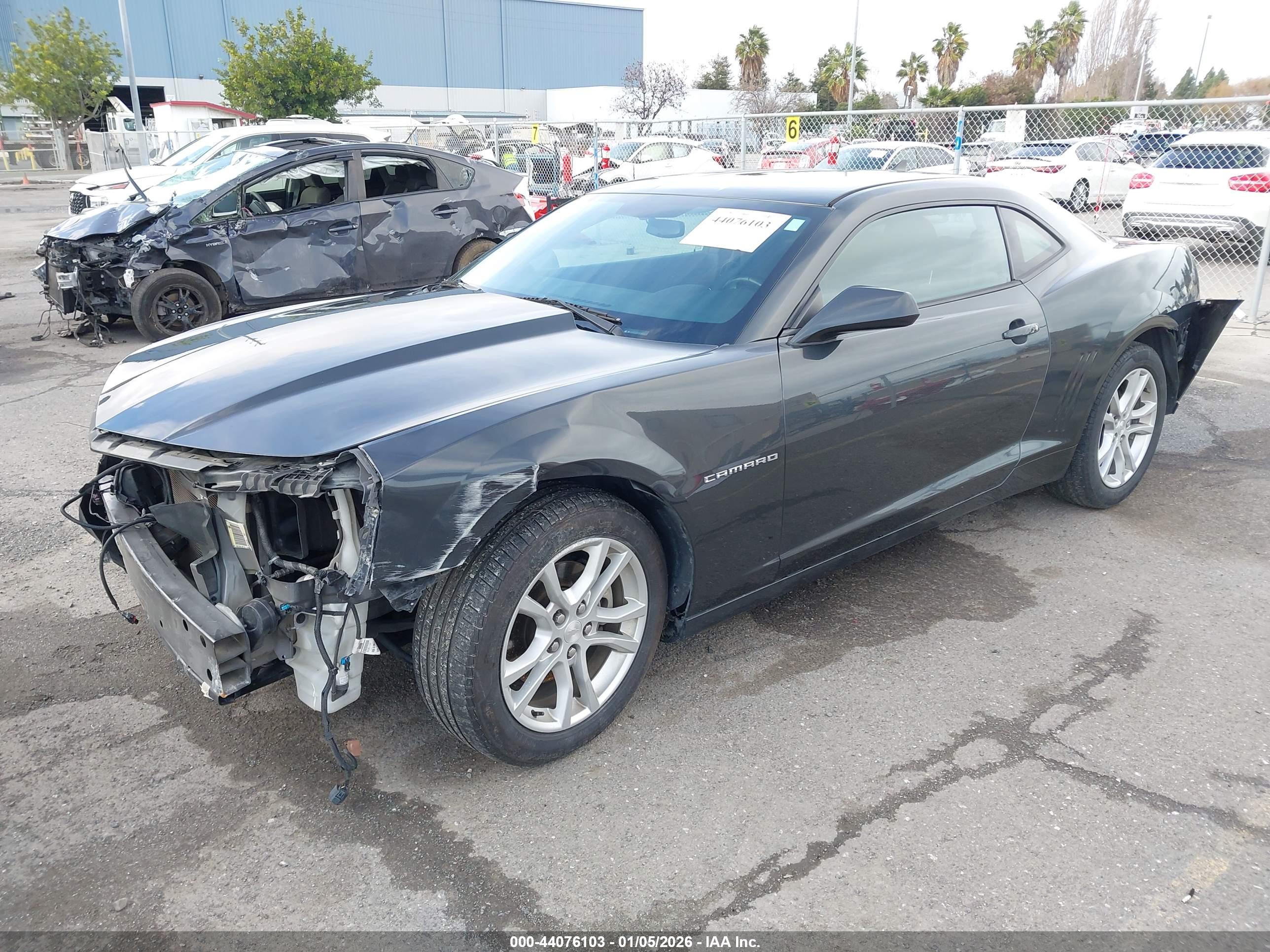 CHEVROLET CAMARO image 2