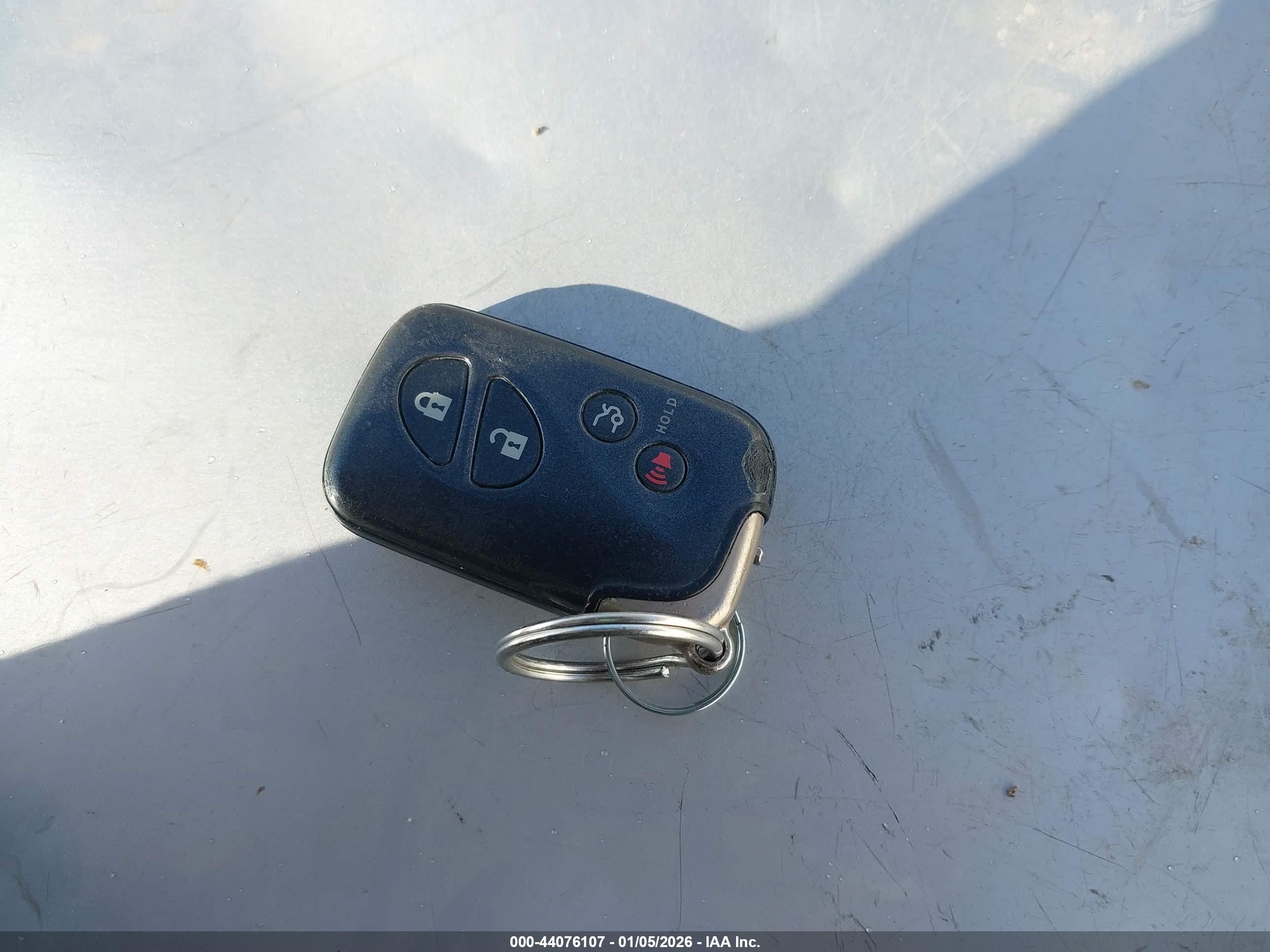 LEXUS ES image 11