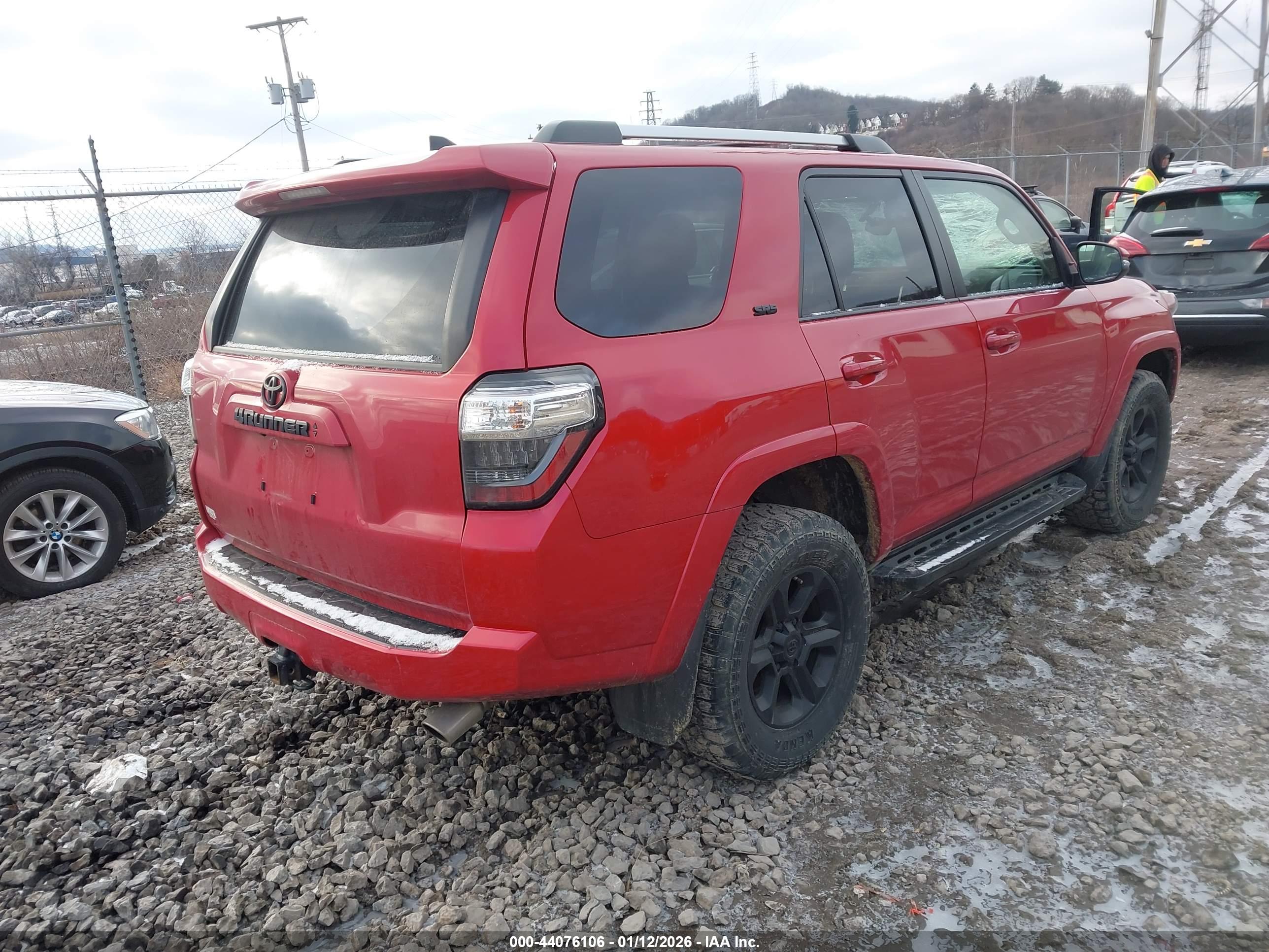 TOYOTA 4RUNNER image 4