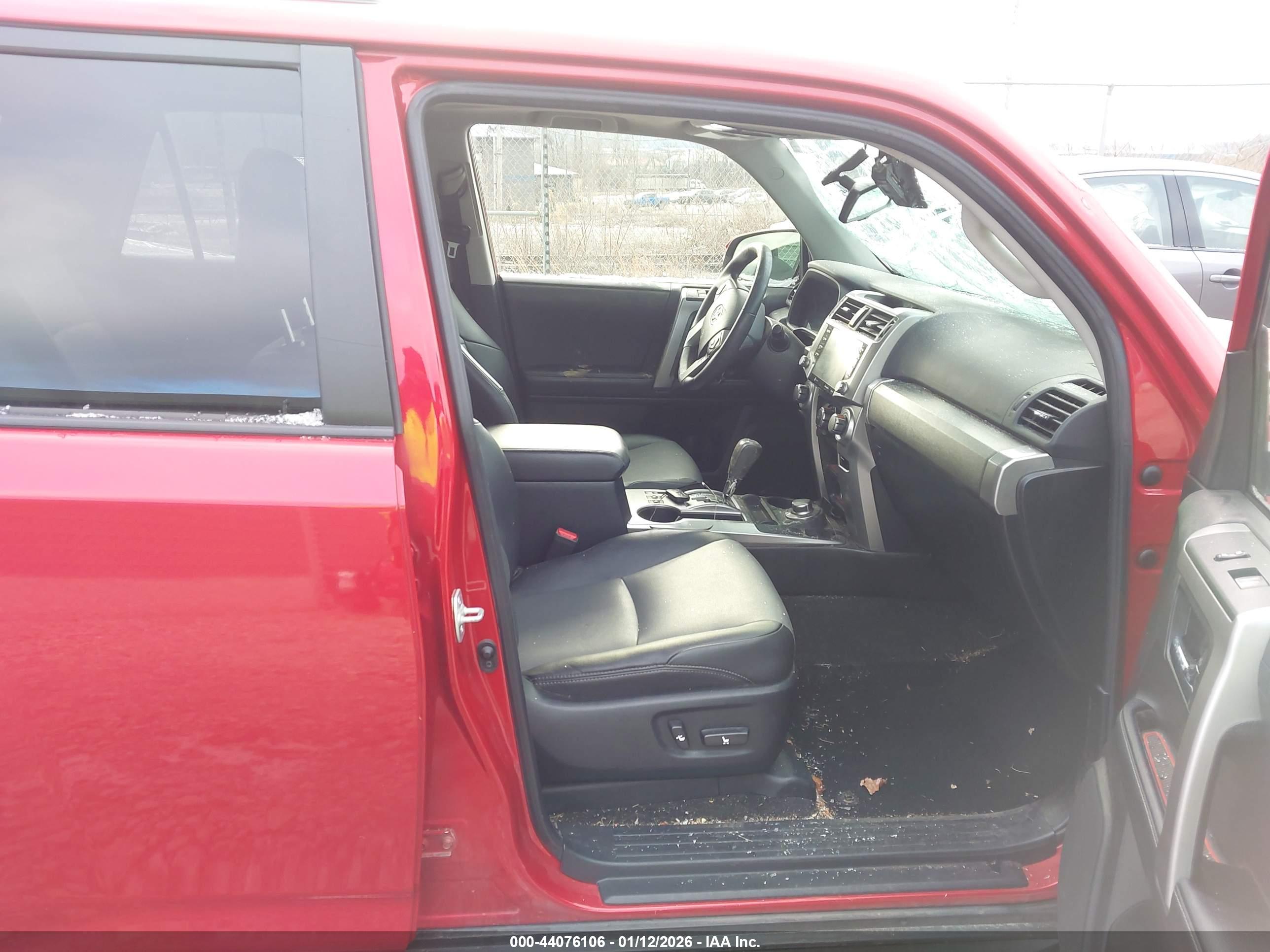 TOYOTA 4RUNNER image 5