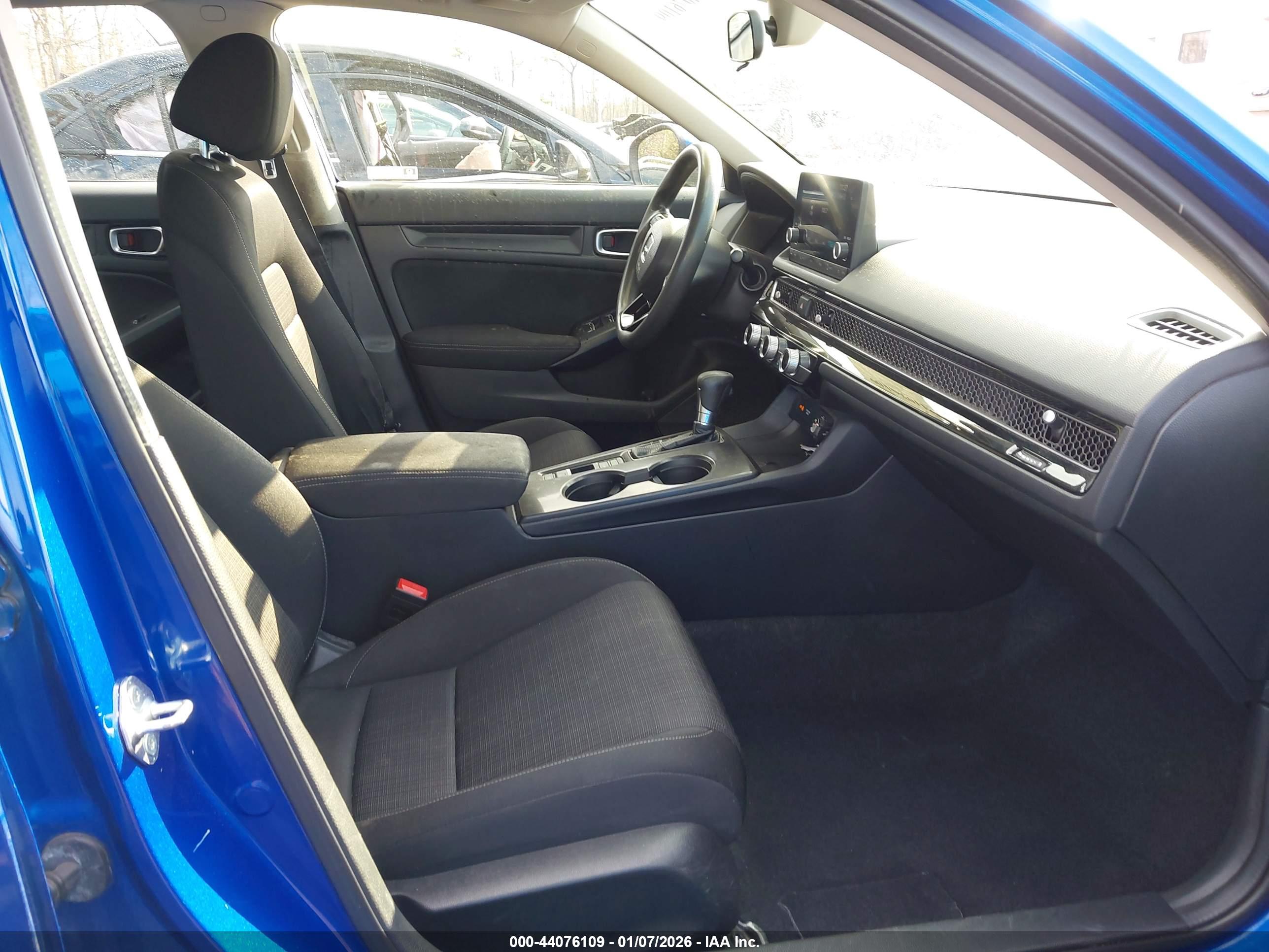 HONDA CIVIC image 5