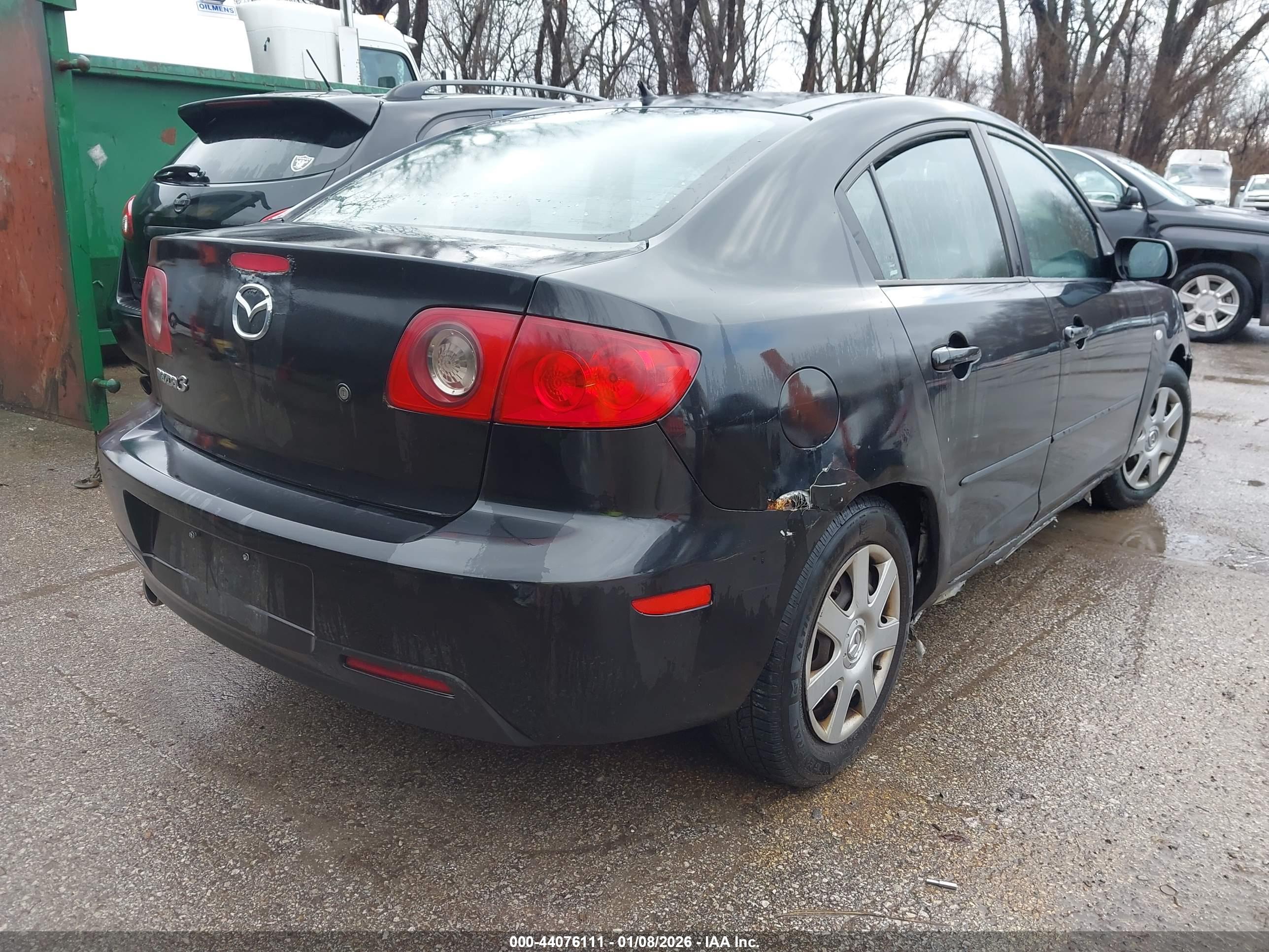 MAZDA MAZDA3 image 4