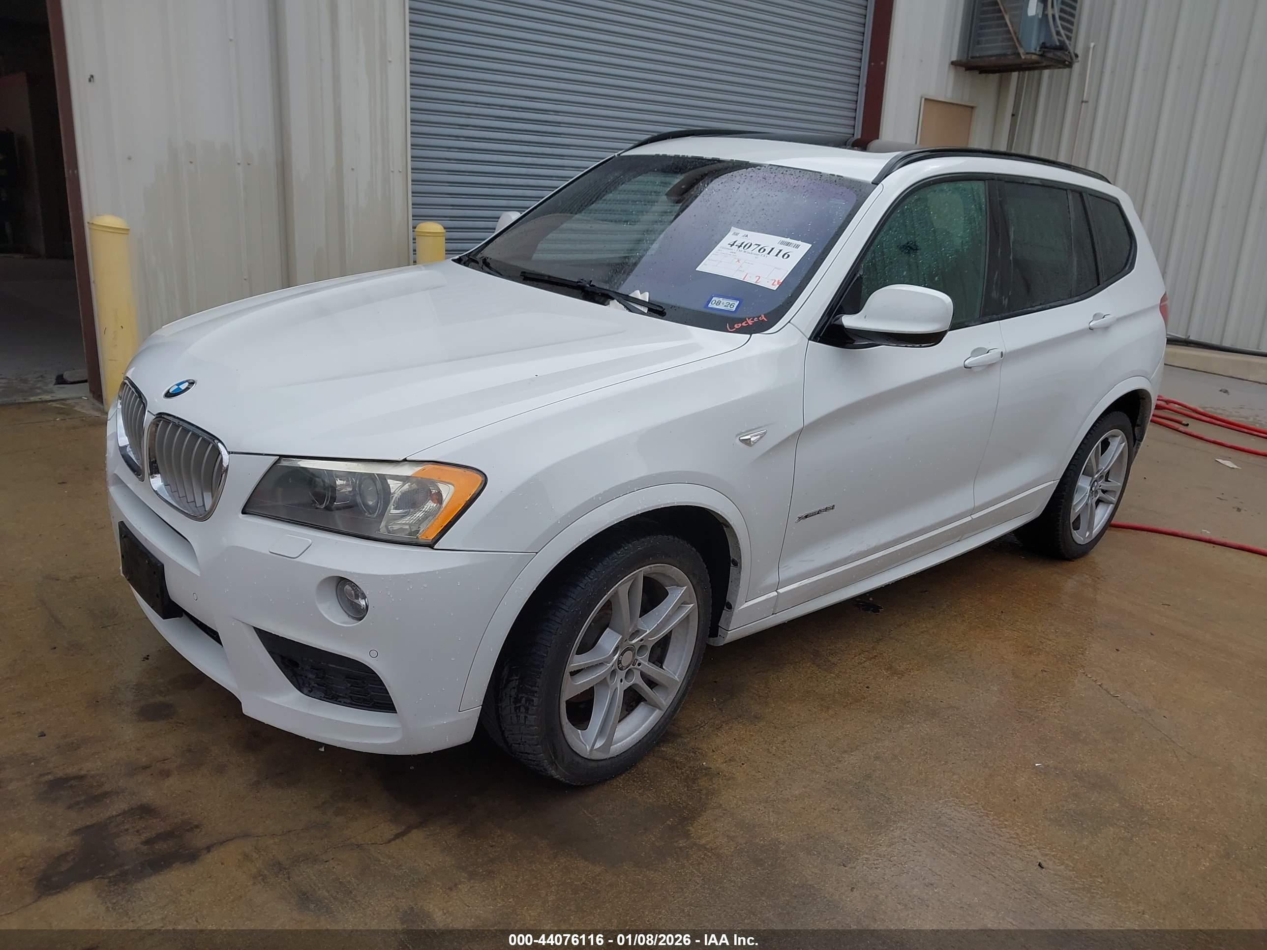 BMW X3 image 2