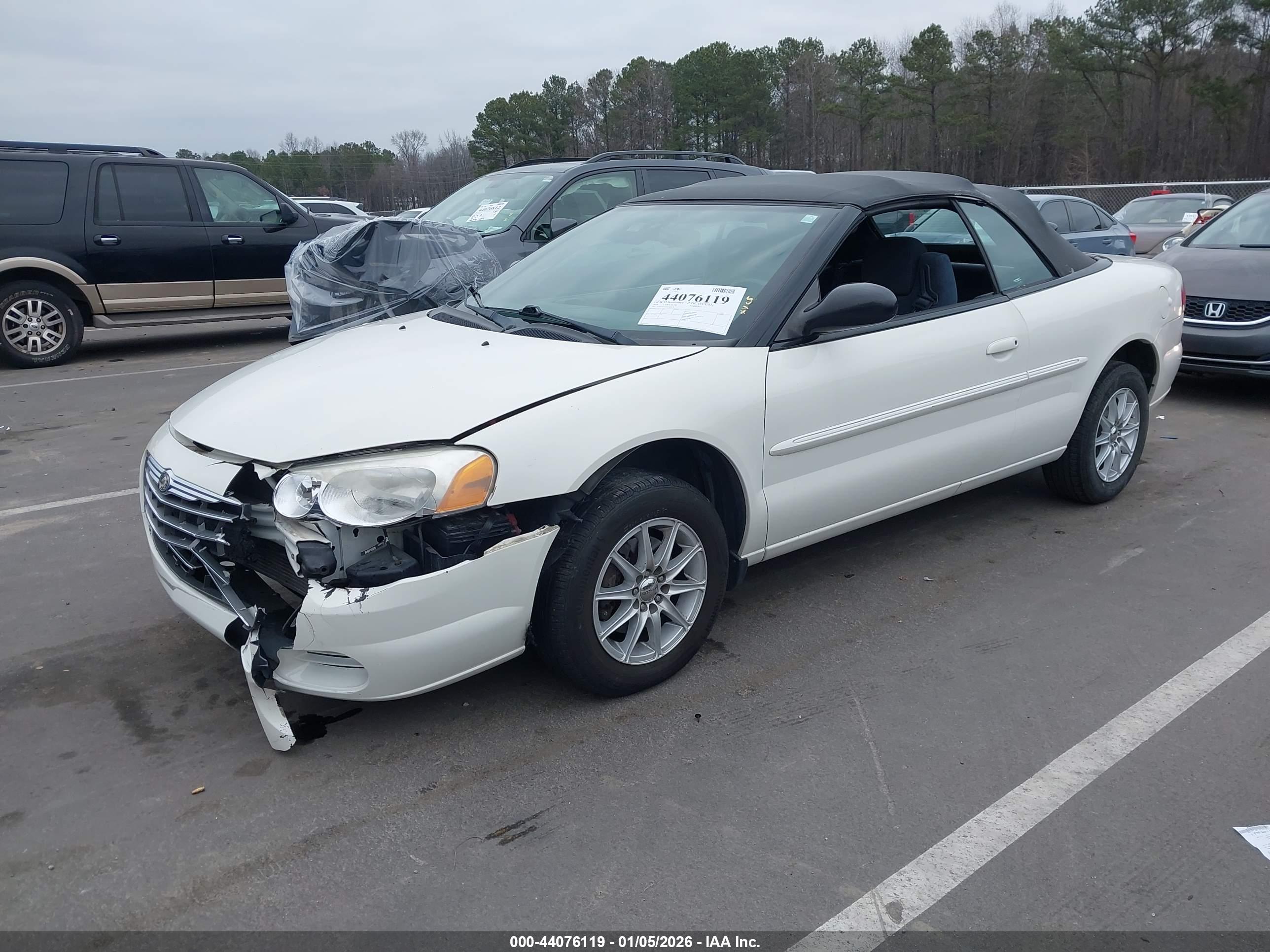 CHRYSLER SEBRING image 2